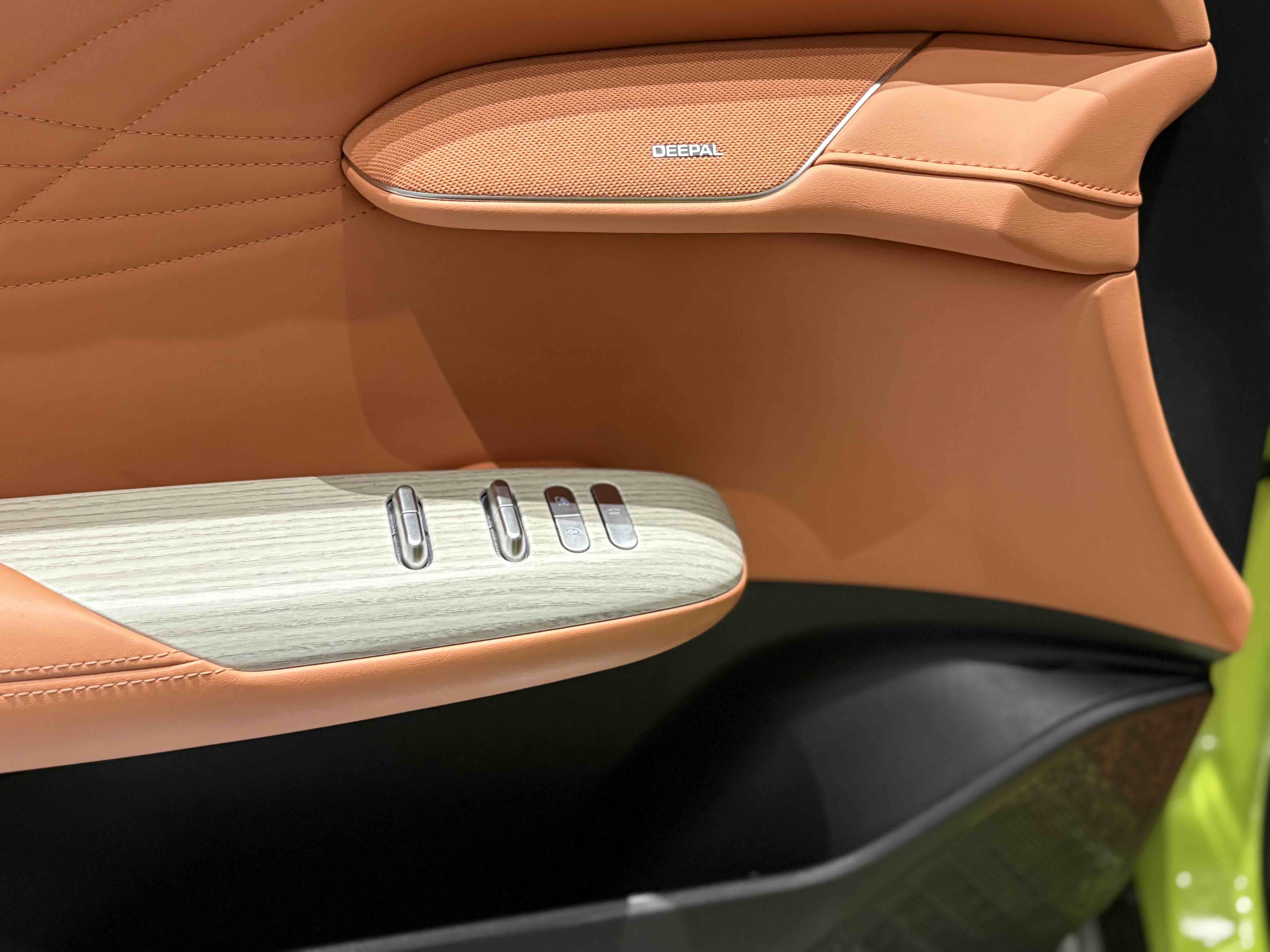 Deepal S07 2024 car image #20