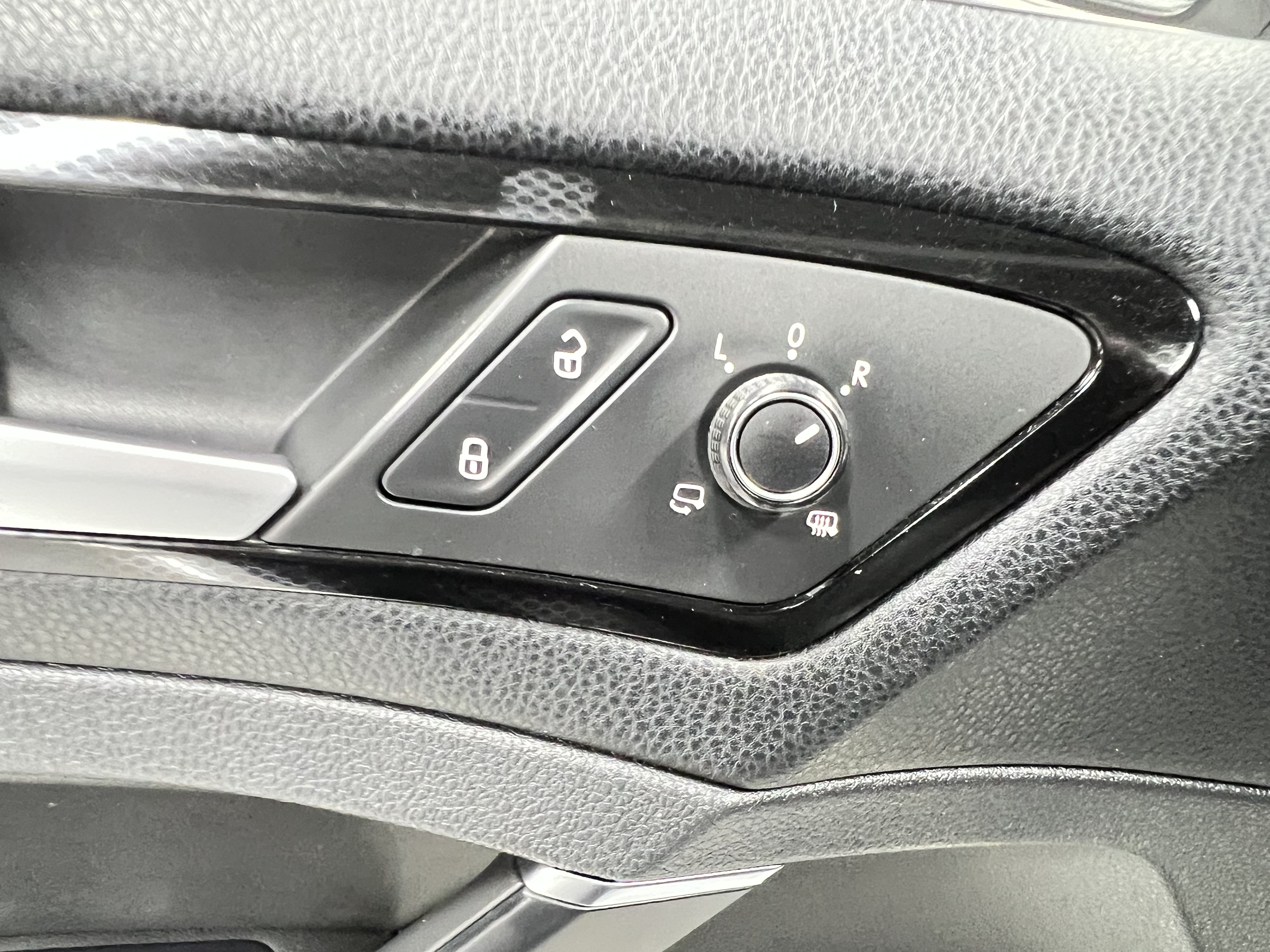 Volkswagen Golf 2015 car image #20