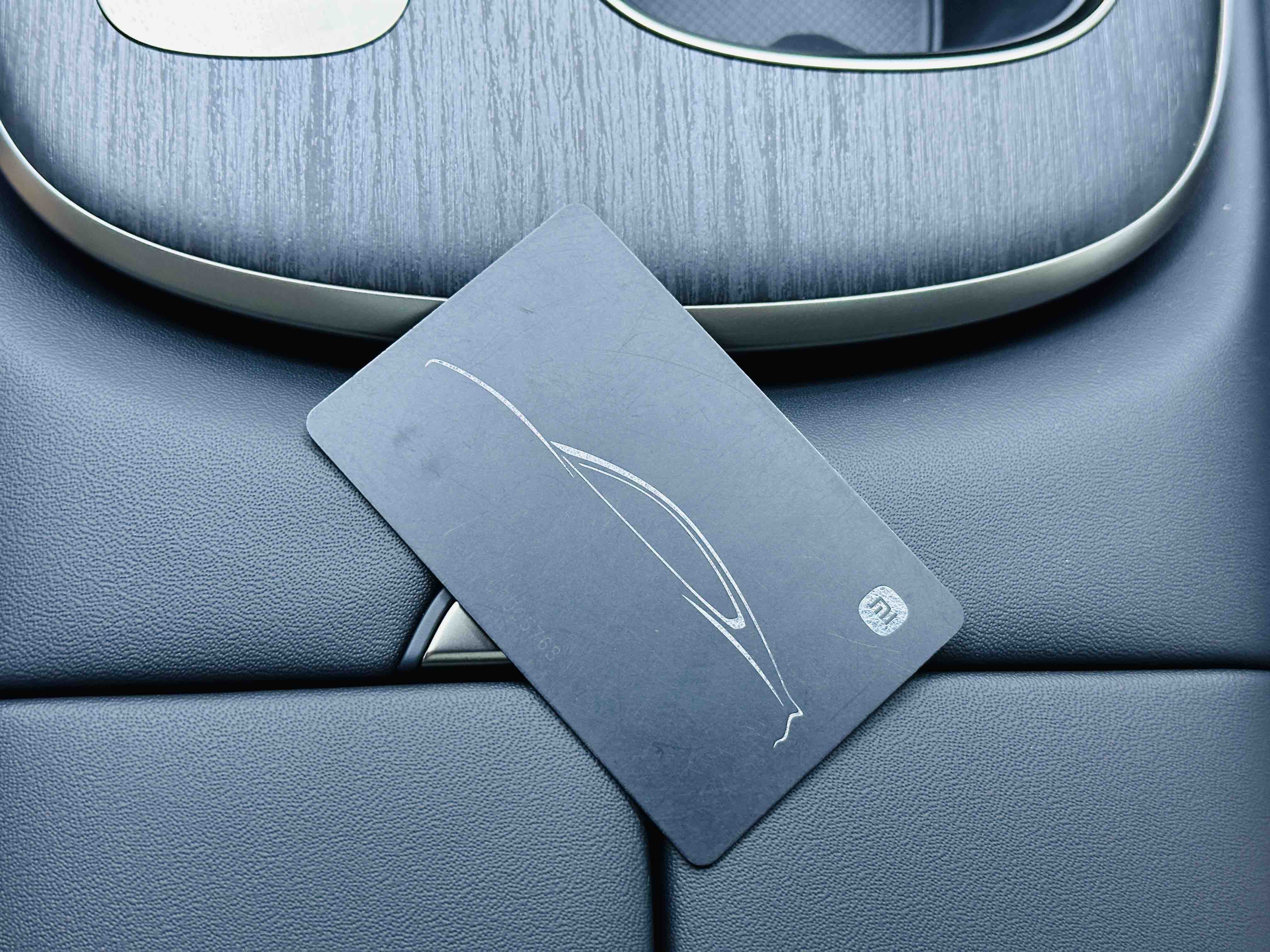 MI SU7 2024 image de voiture #20