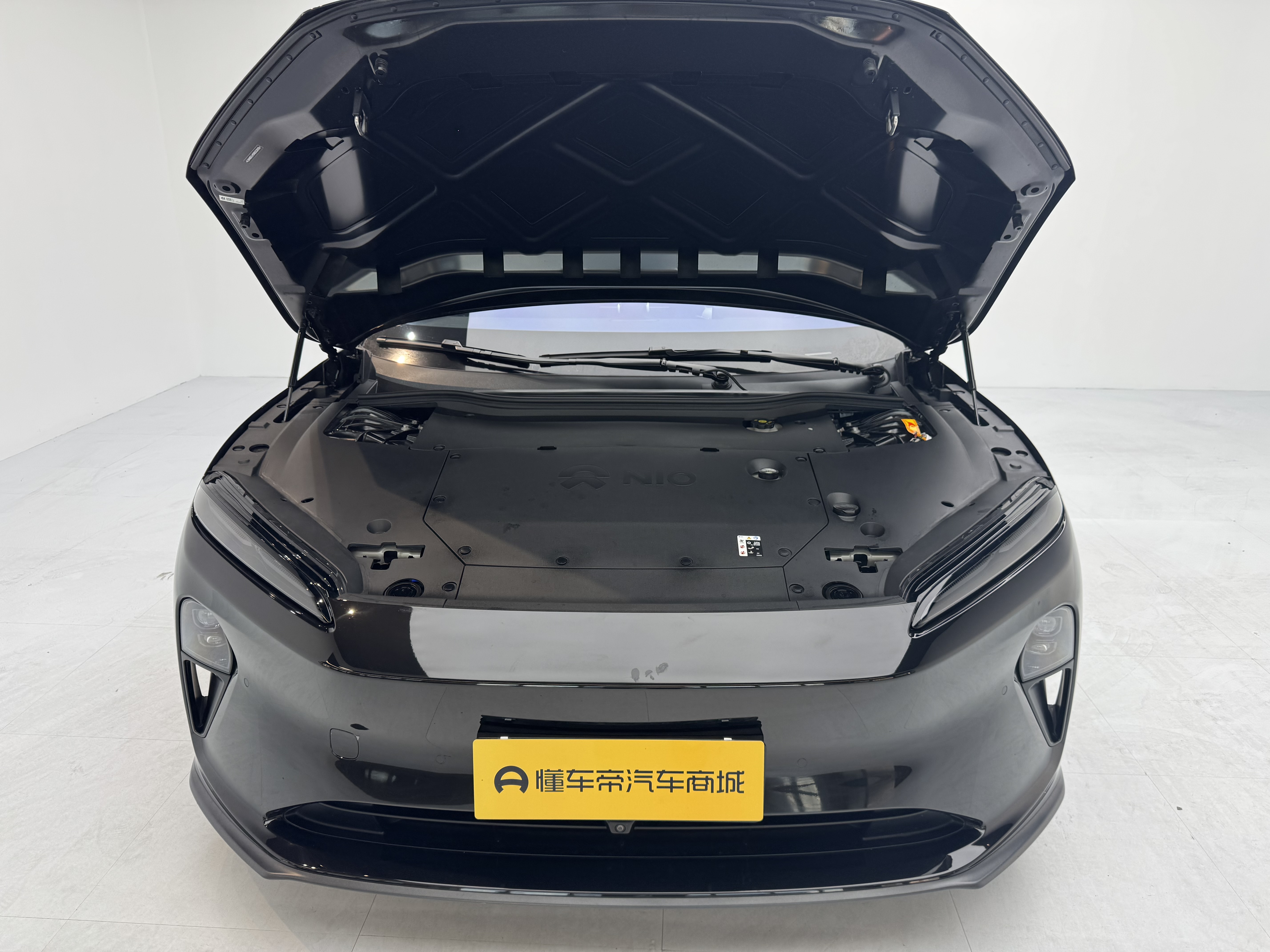 NIO ET5T 2024 изображение автомобиля #20