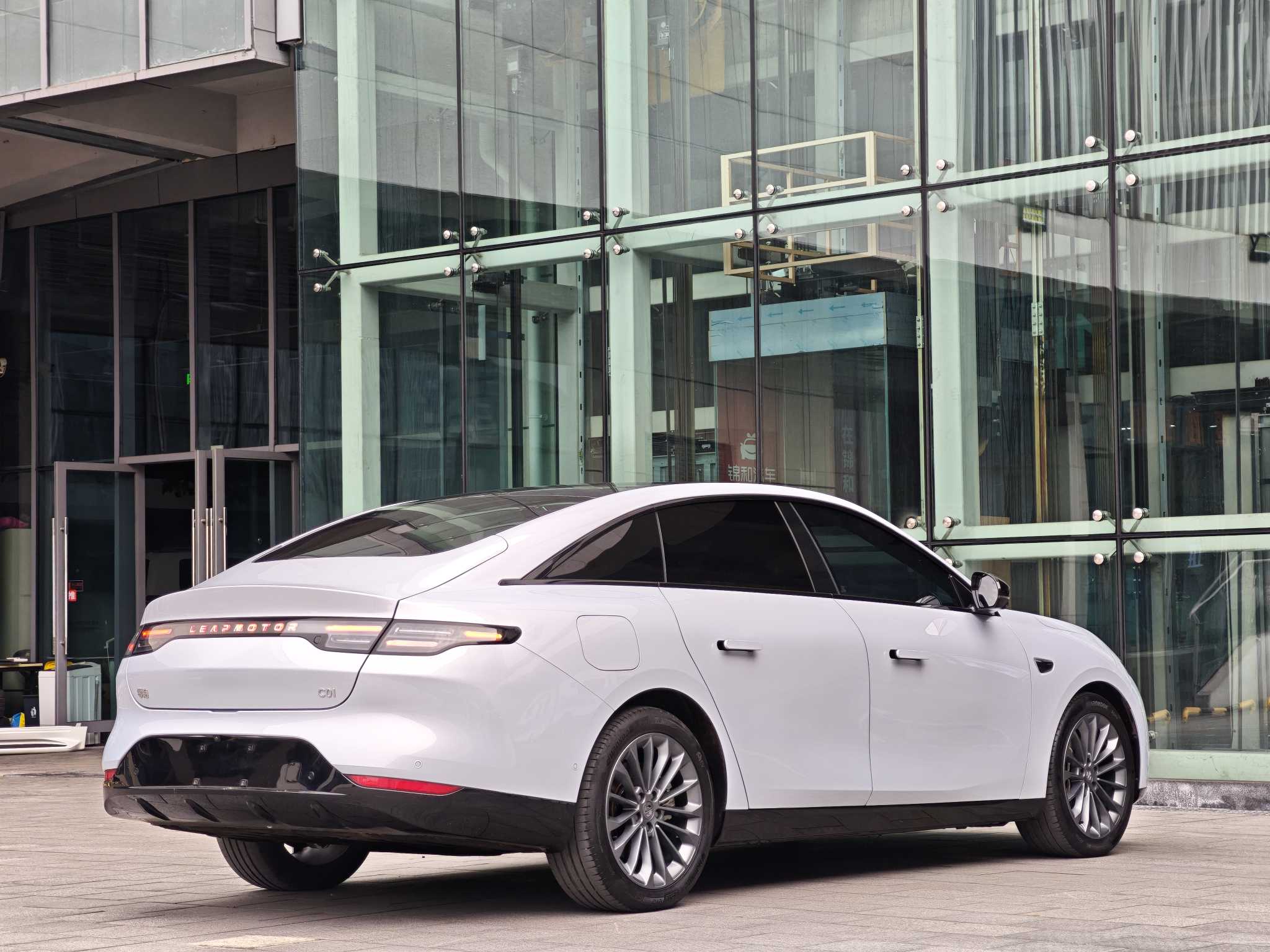 零跑汽车 零跑C01 2024 汽车图片 #20