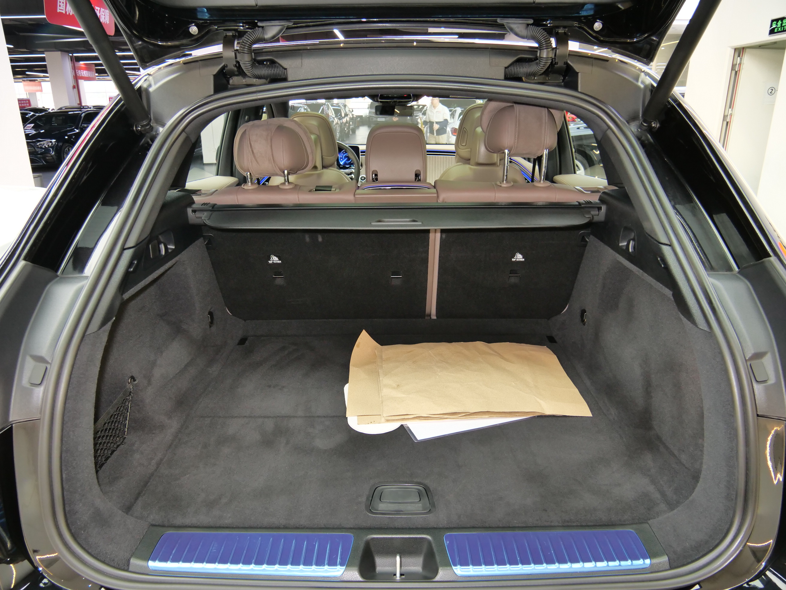 Mercedes-Benz EQE SUV 2025 #20 Mercedes-Benz EQE SUV 2025 car image #20