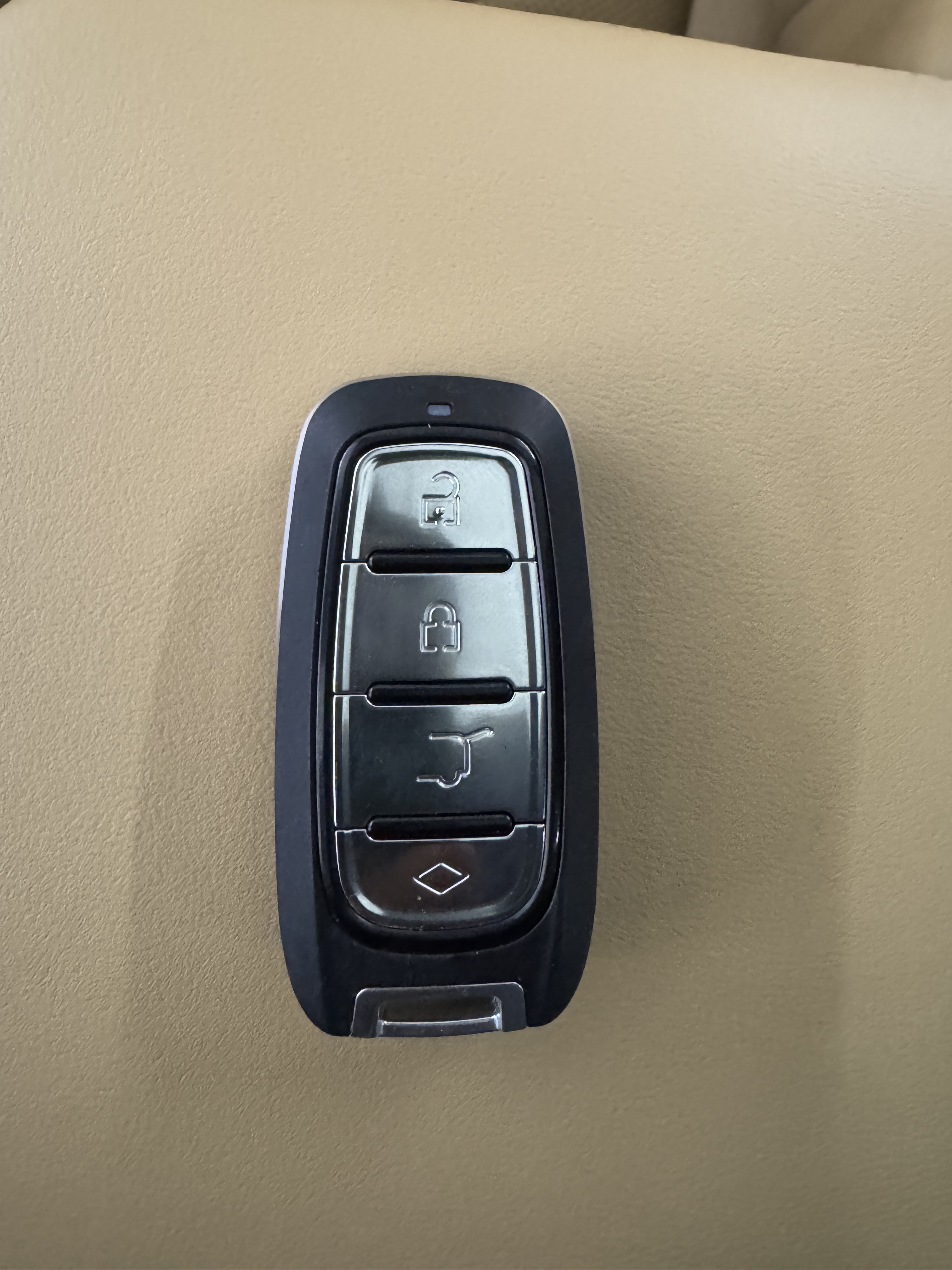 GEELY Boyue L 2023 car image #20