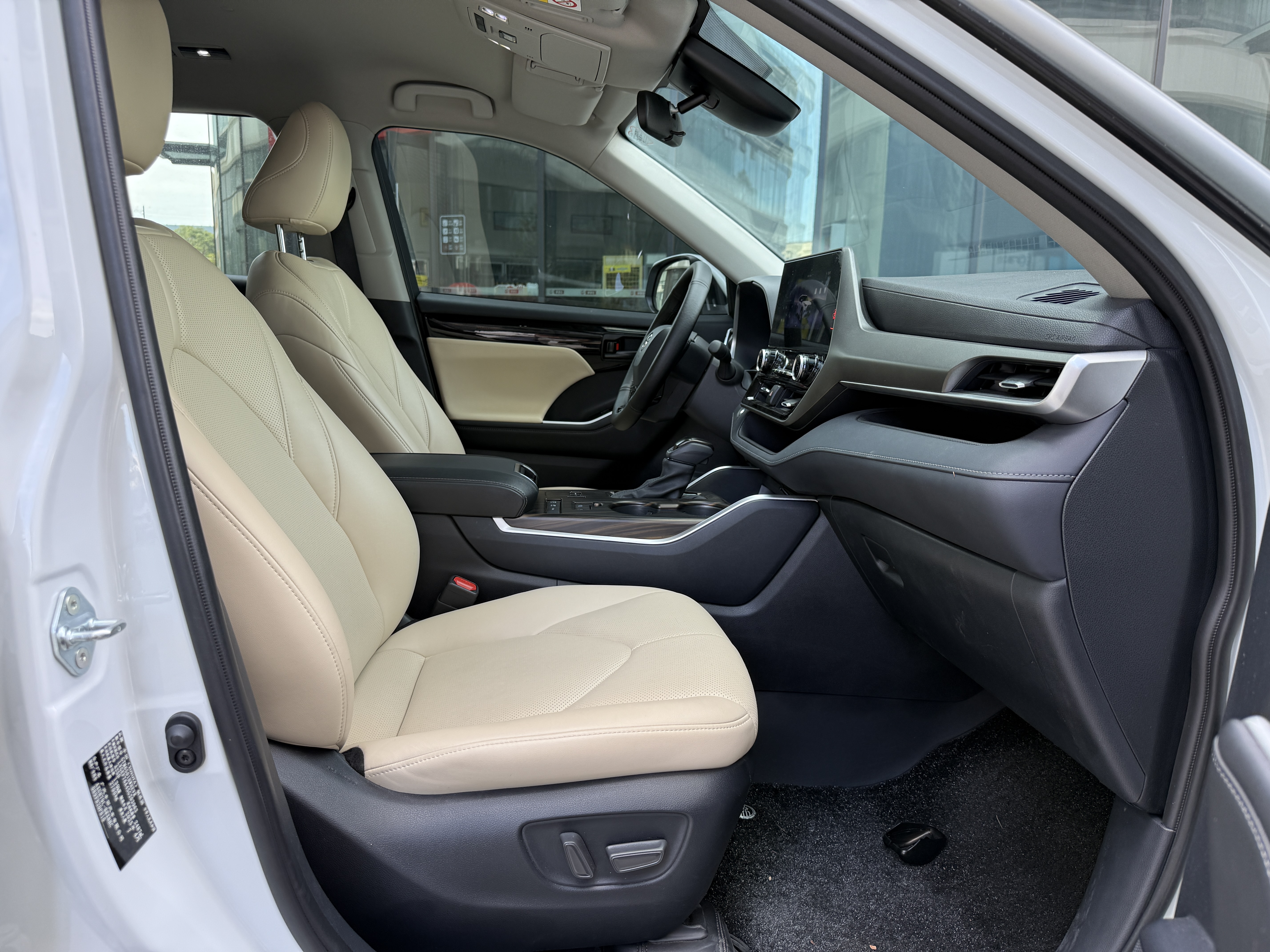 丰田 汉兰达 2025 汽车图片 #20