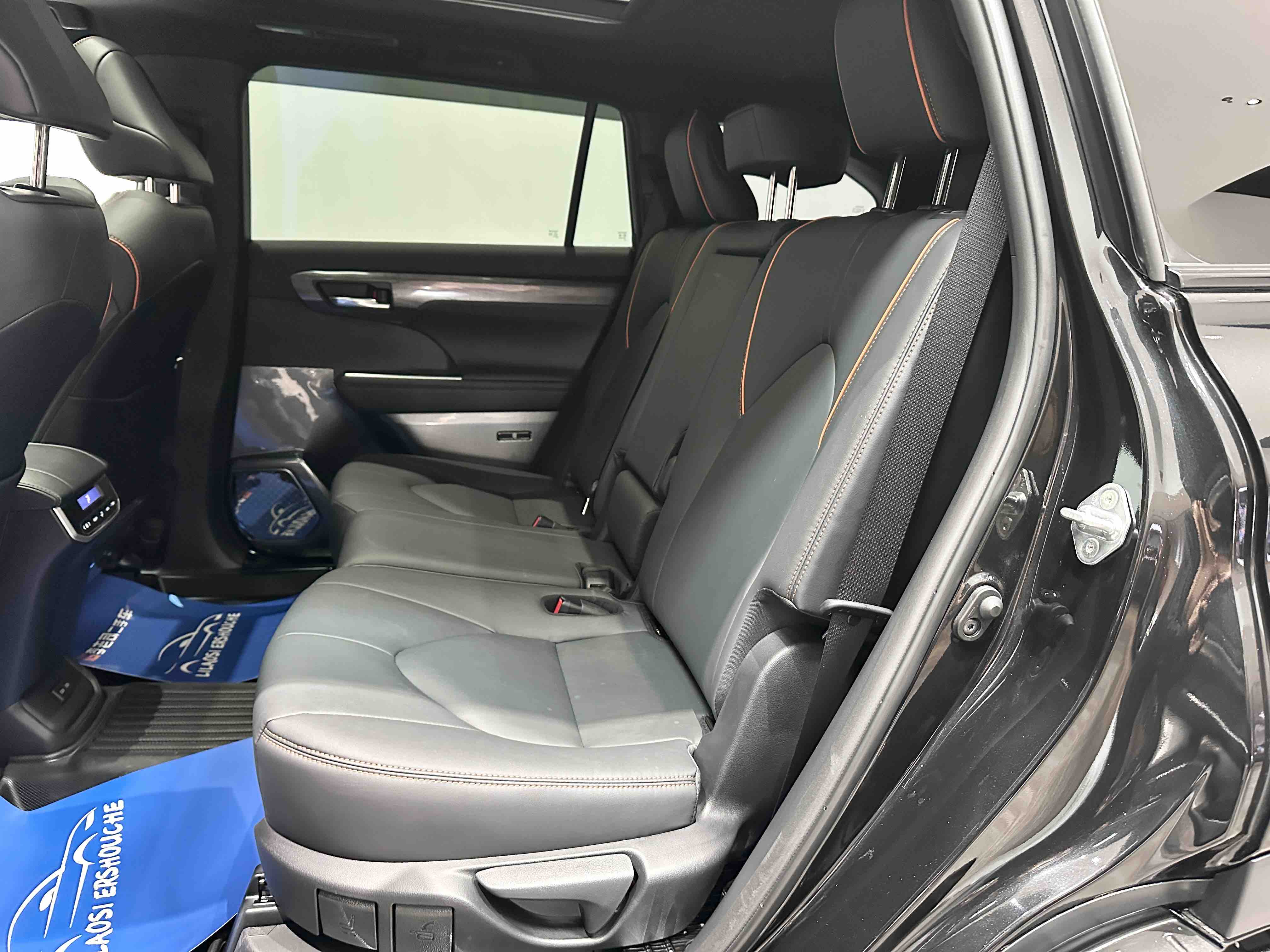 Toyota Crown Kluger 2025 #20 Toyota Crown Kluger 2025 car image #20