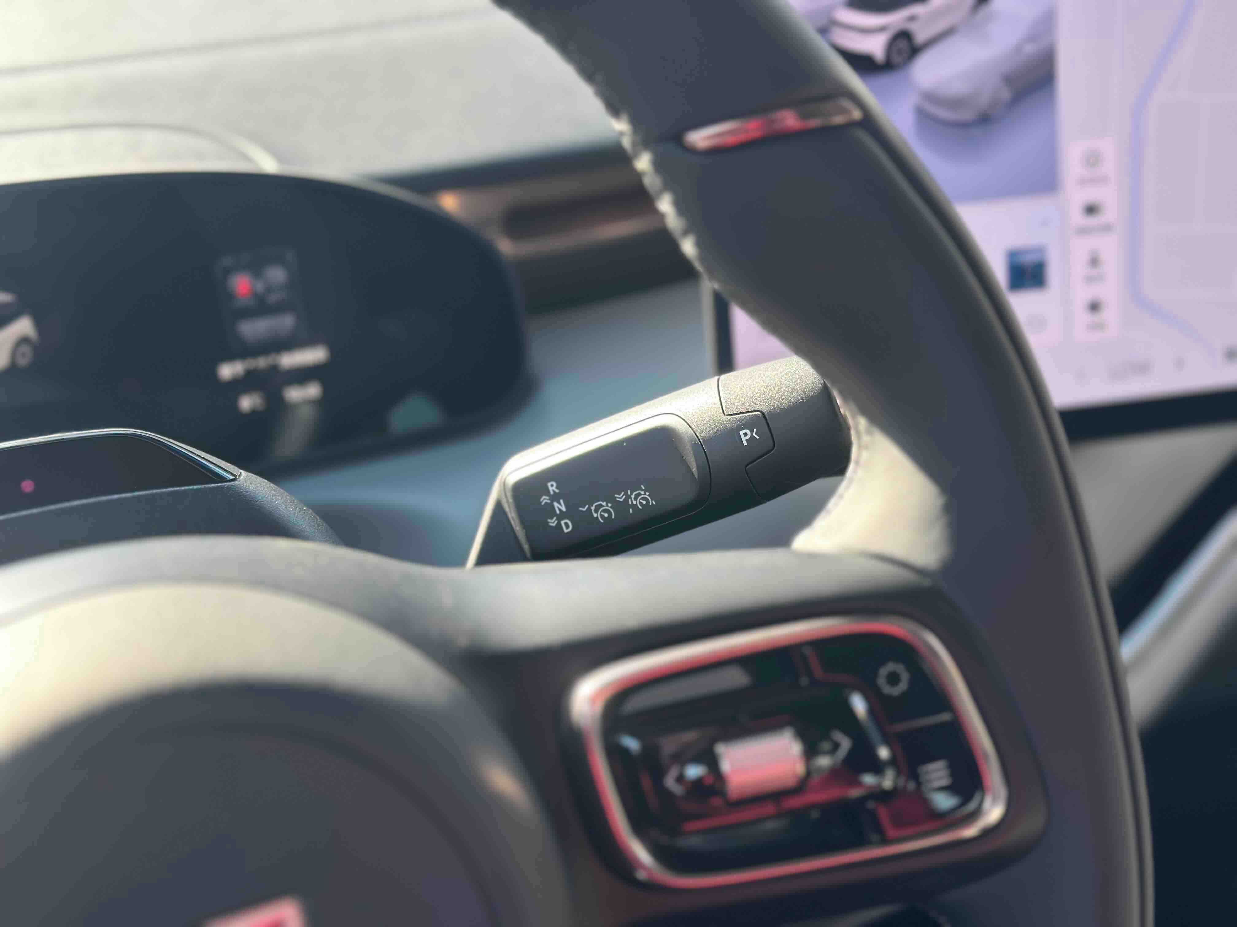 极氪 极氪MIX 2024 汽车图片 #20