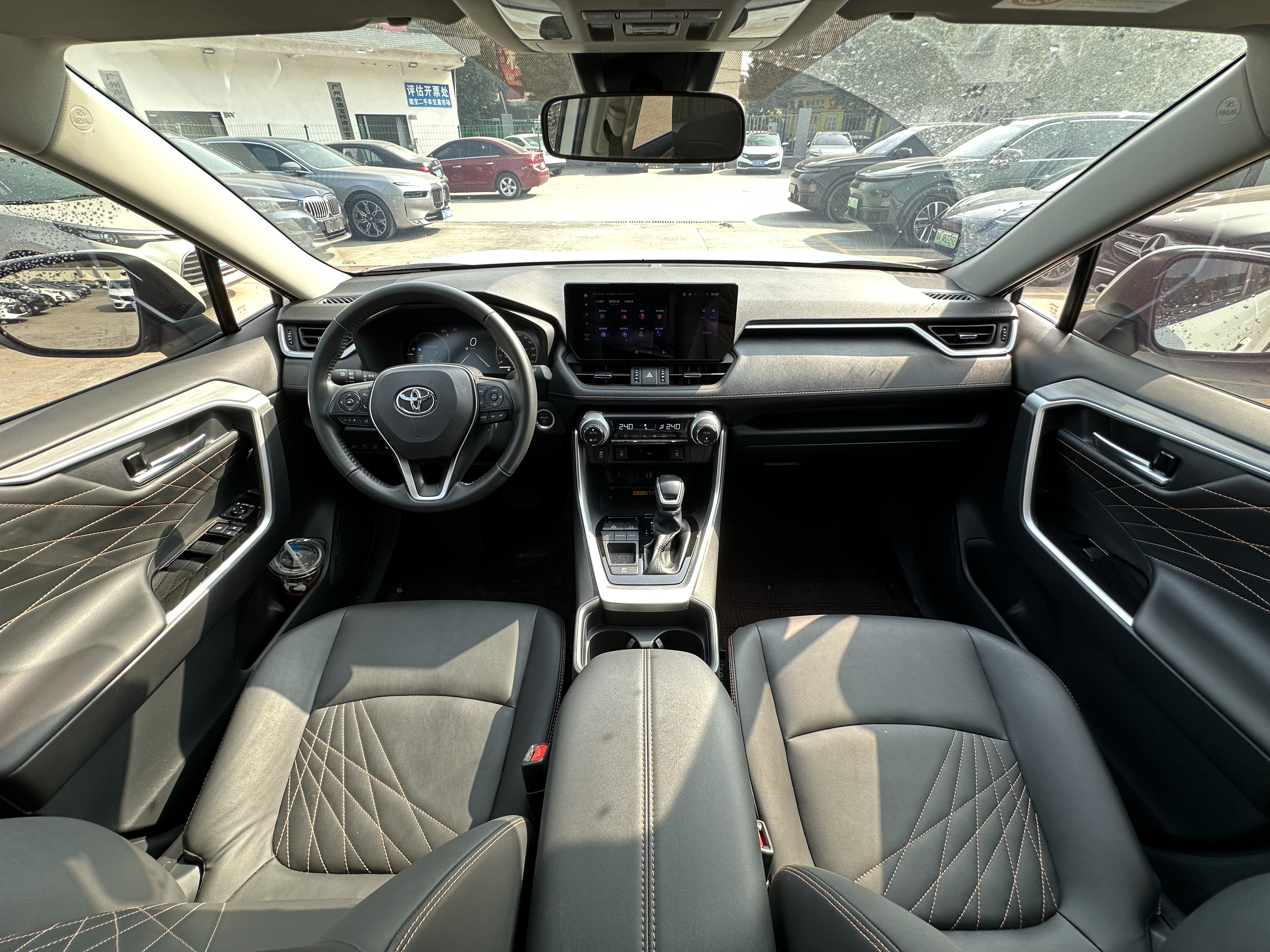 Toyota RAV4 2024 car image #20