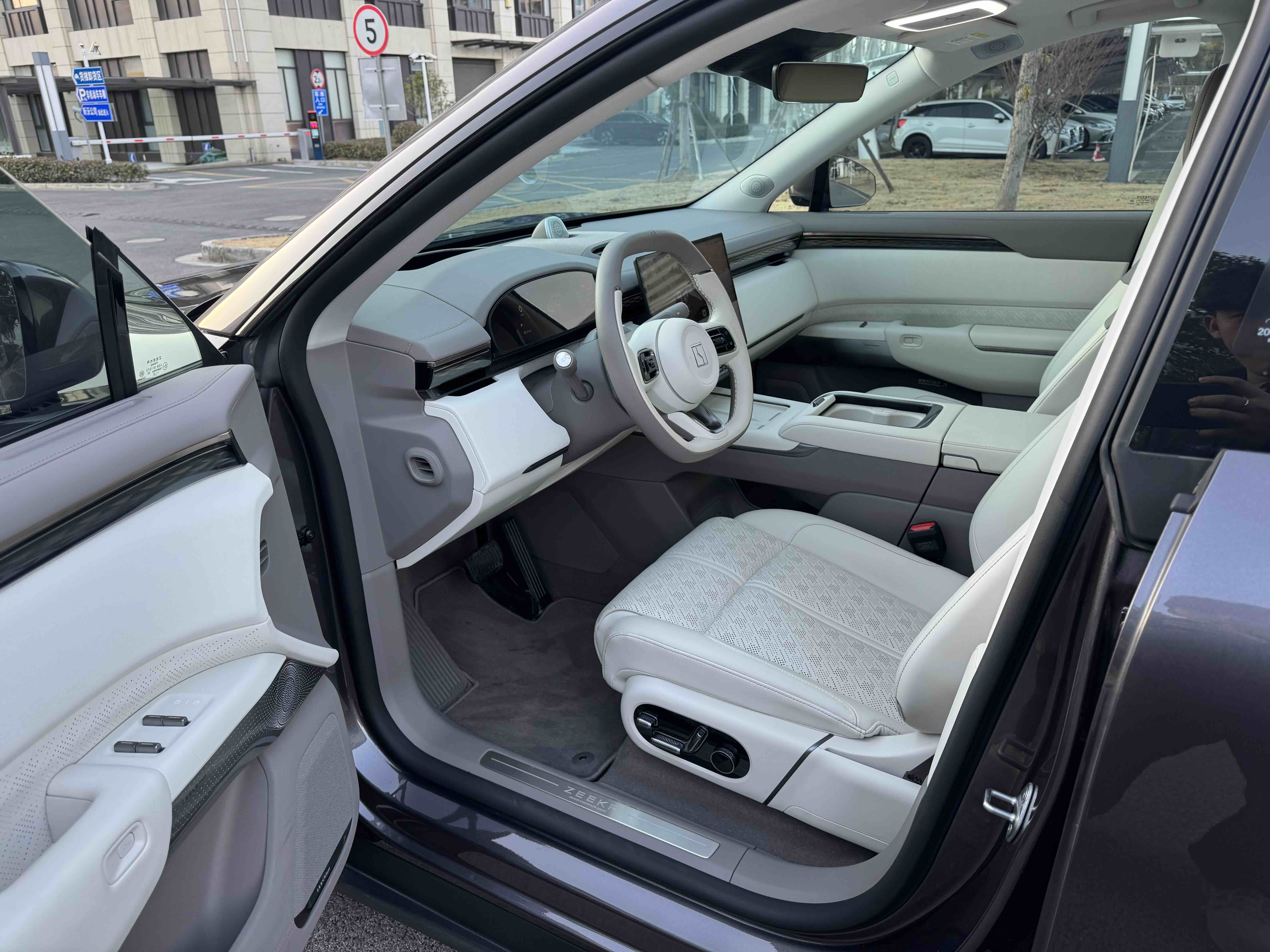 极氪 极氪7X 2025 汽车图片 #20