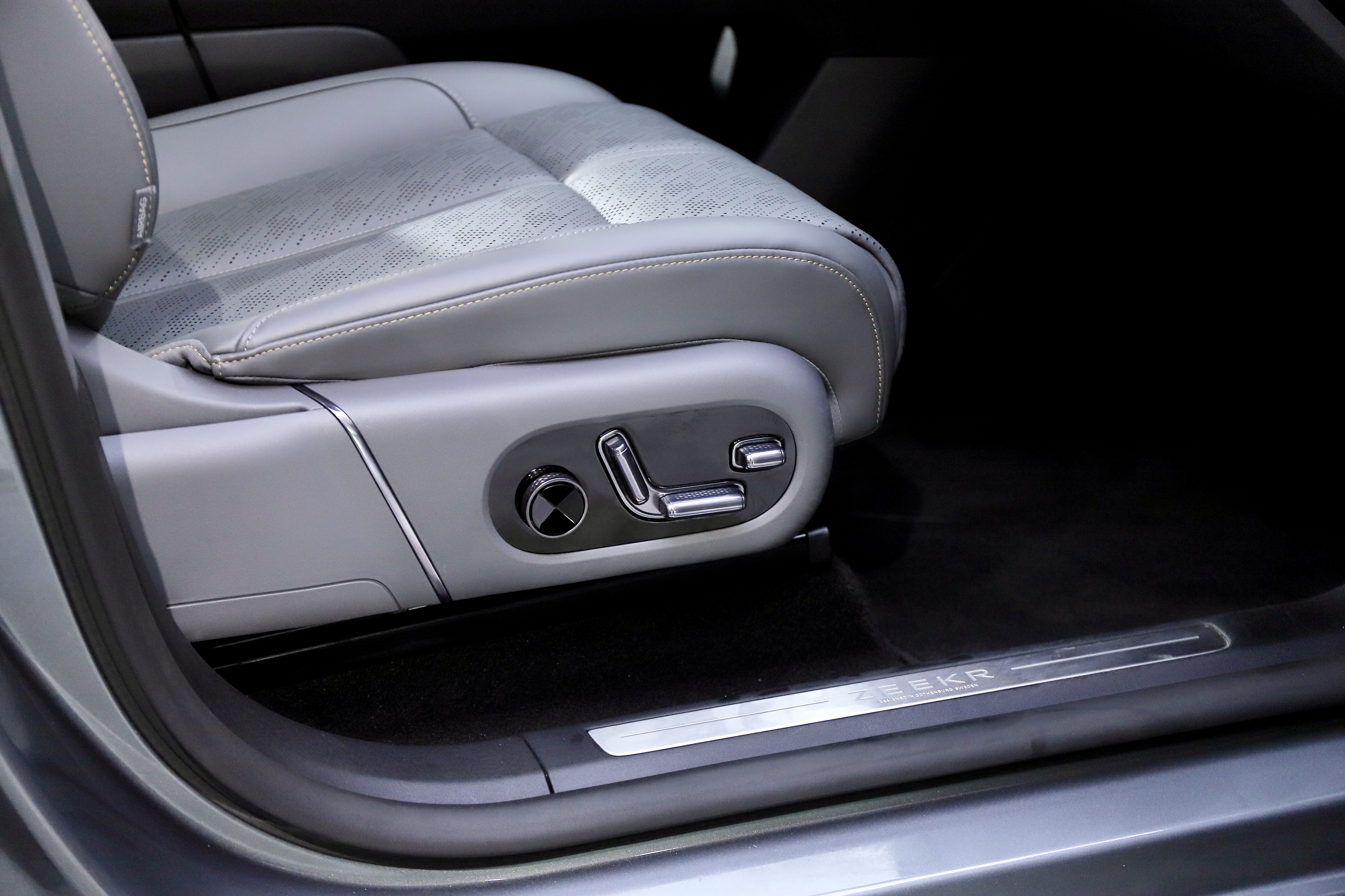 极氪 极氪7X 2024 汽车图片 #20