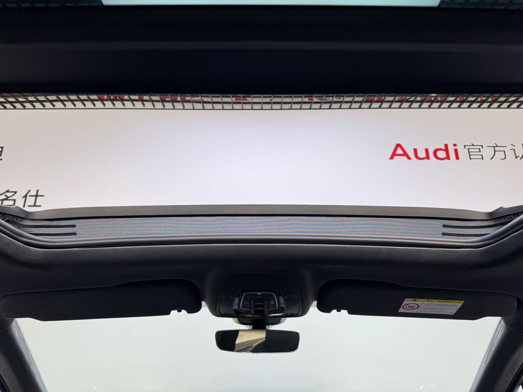 Audi SQ7 2024 #20 Audi SQ7 2024 car image #20