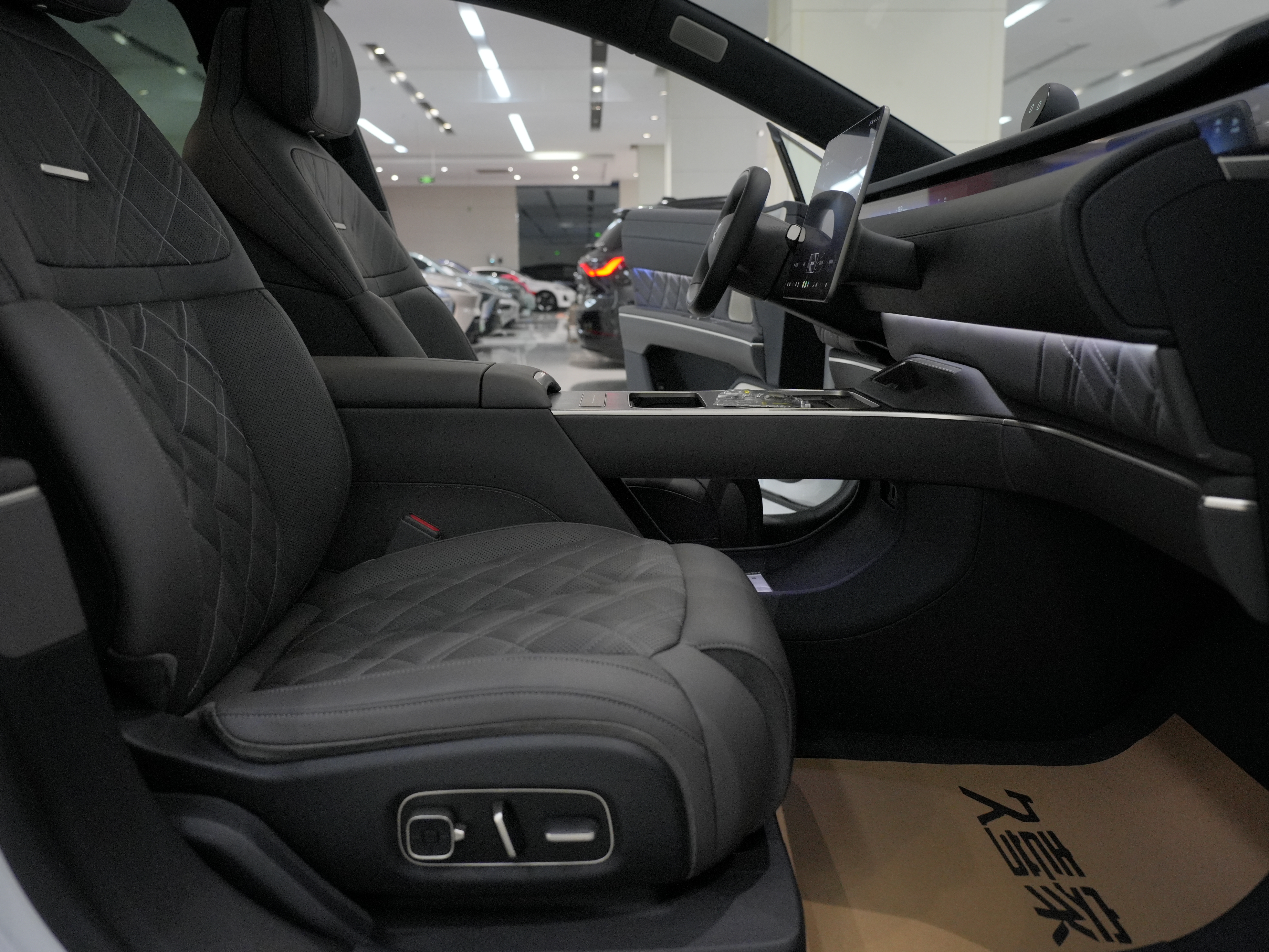 NIO ET9 2025 изображение автомобиля #20