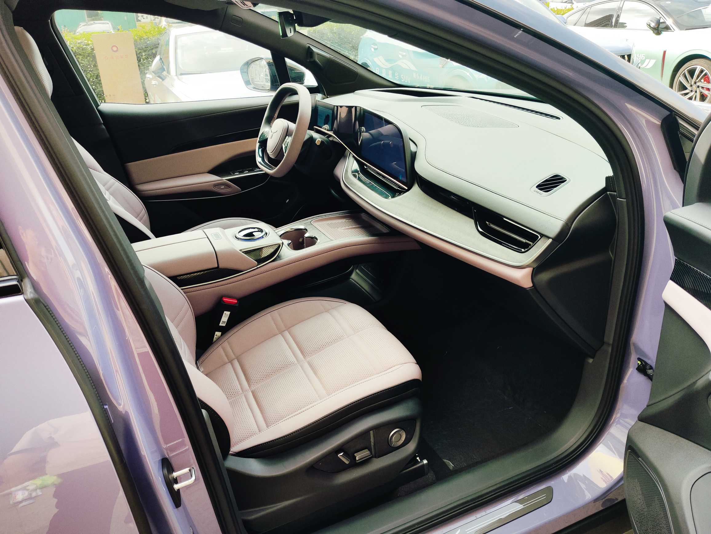 HongQi TianGong 08 2025 #20 HongQi TianGong 08 2025 car image #20