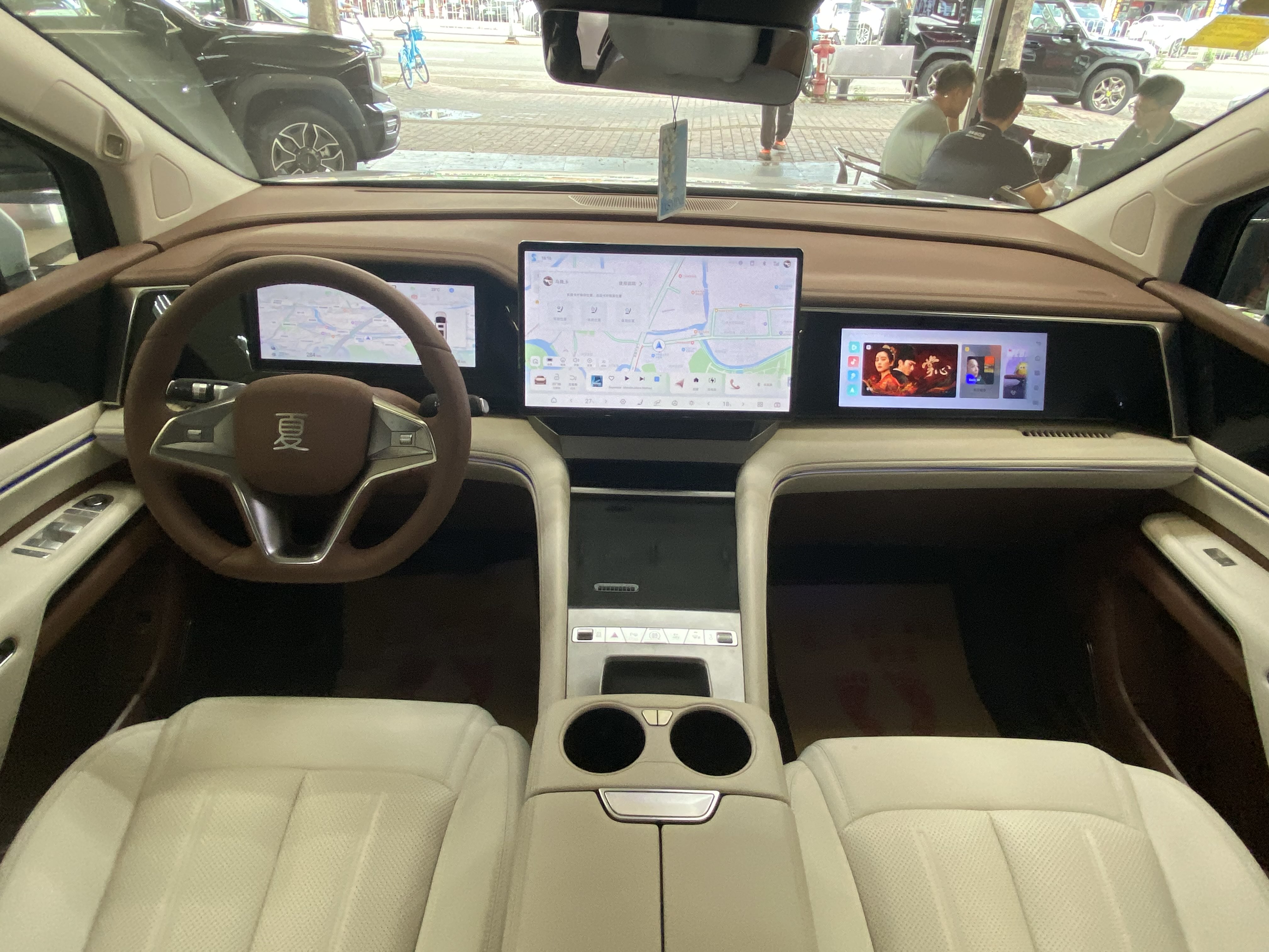 BYD Xia 2025 car image #20