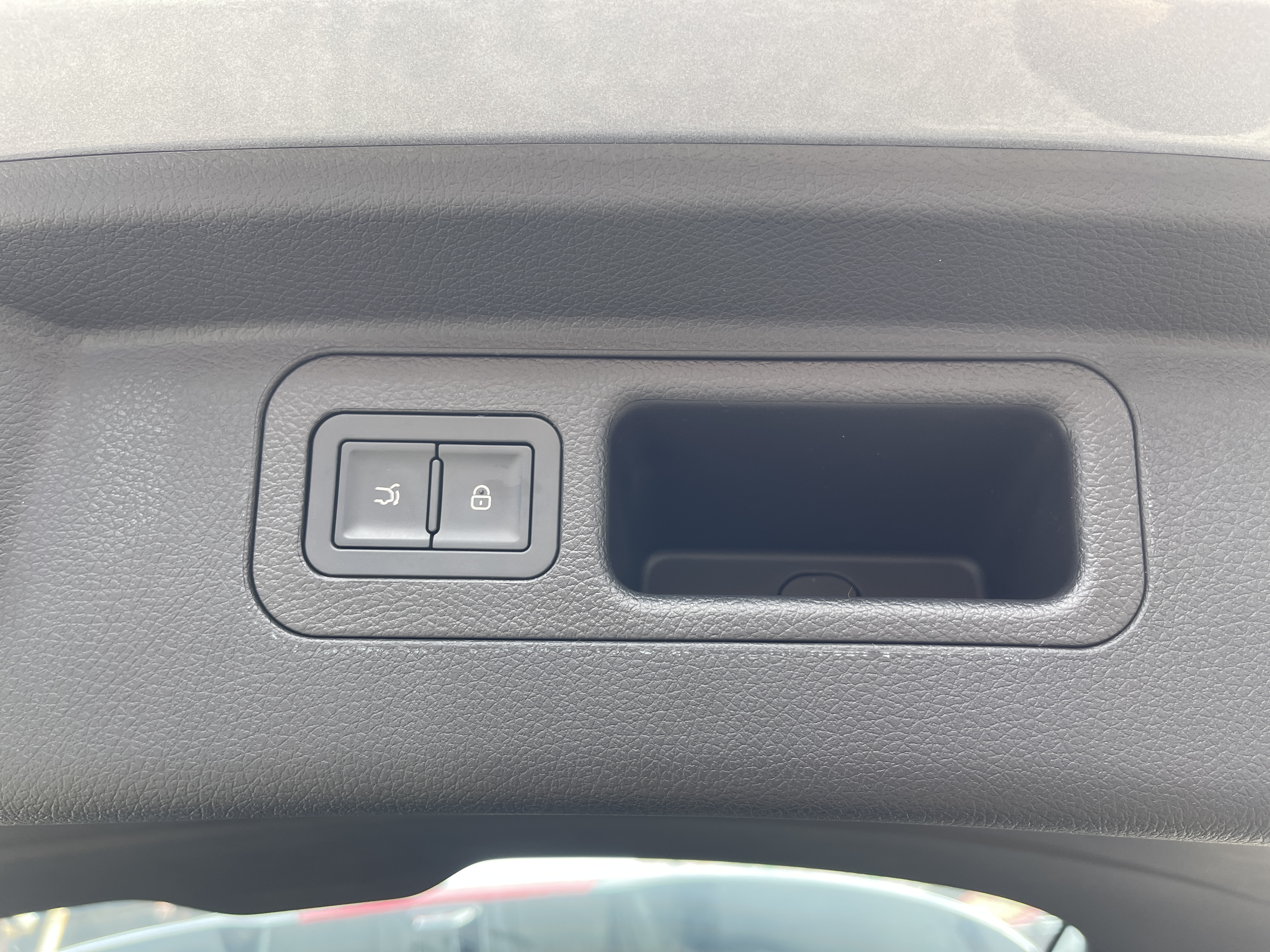 BYD Sea Lion 05 DM-i 2025 car image #20