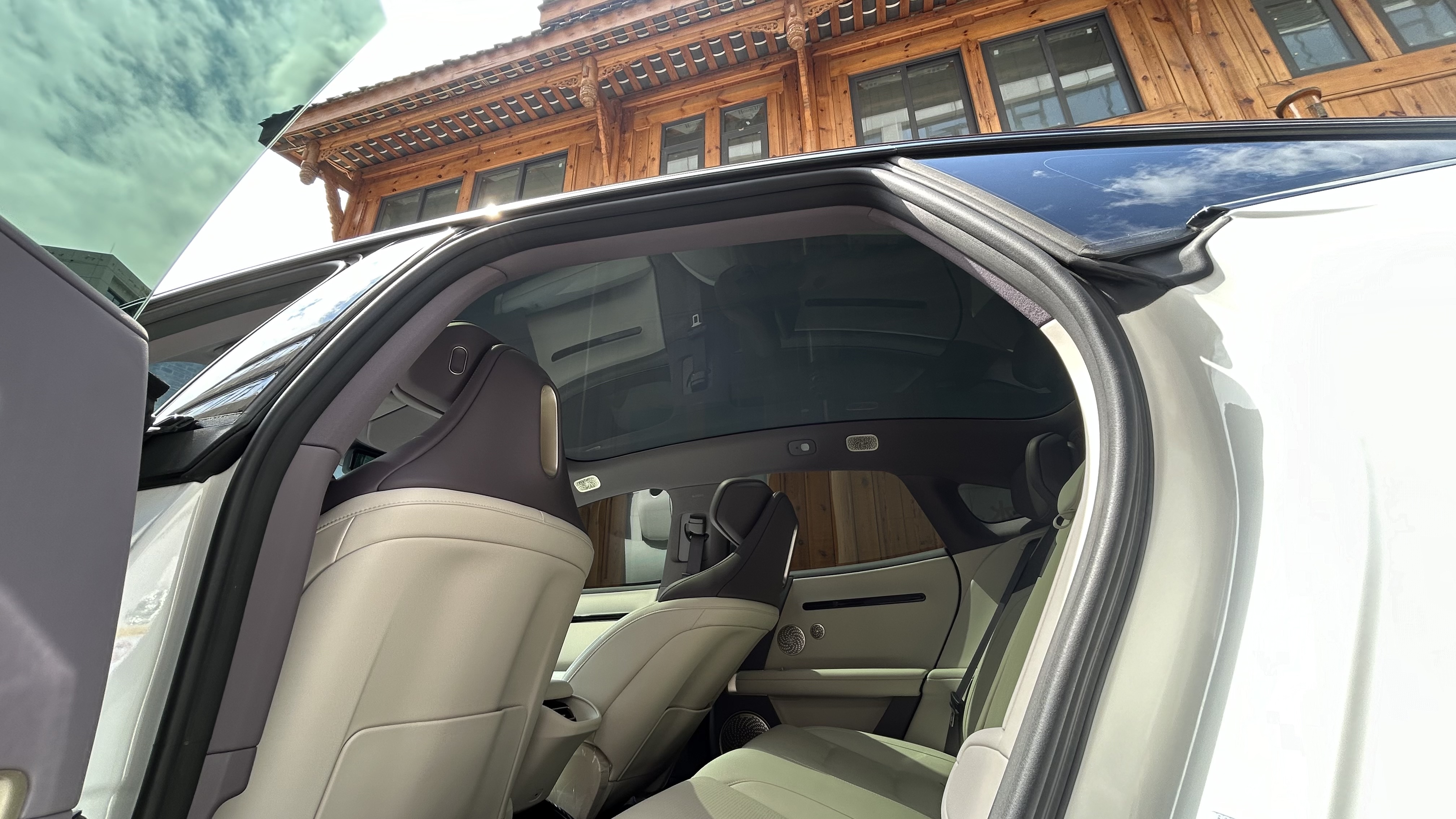 Avatr 06 2025 imagen de coche #20