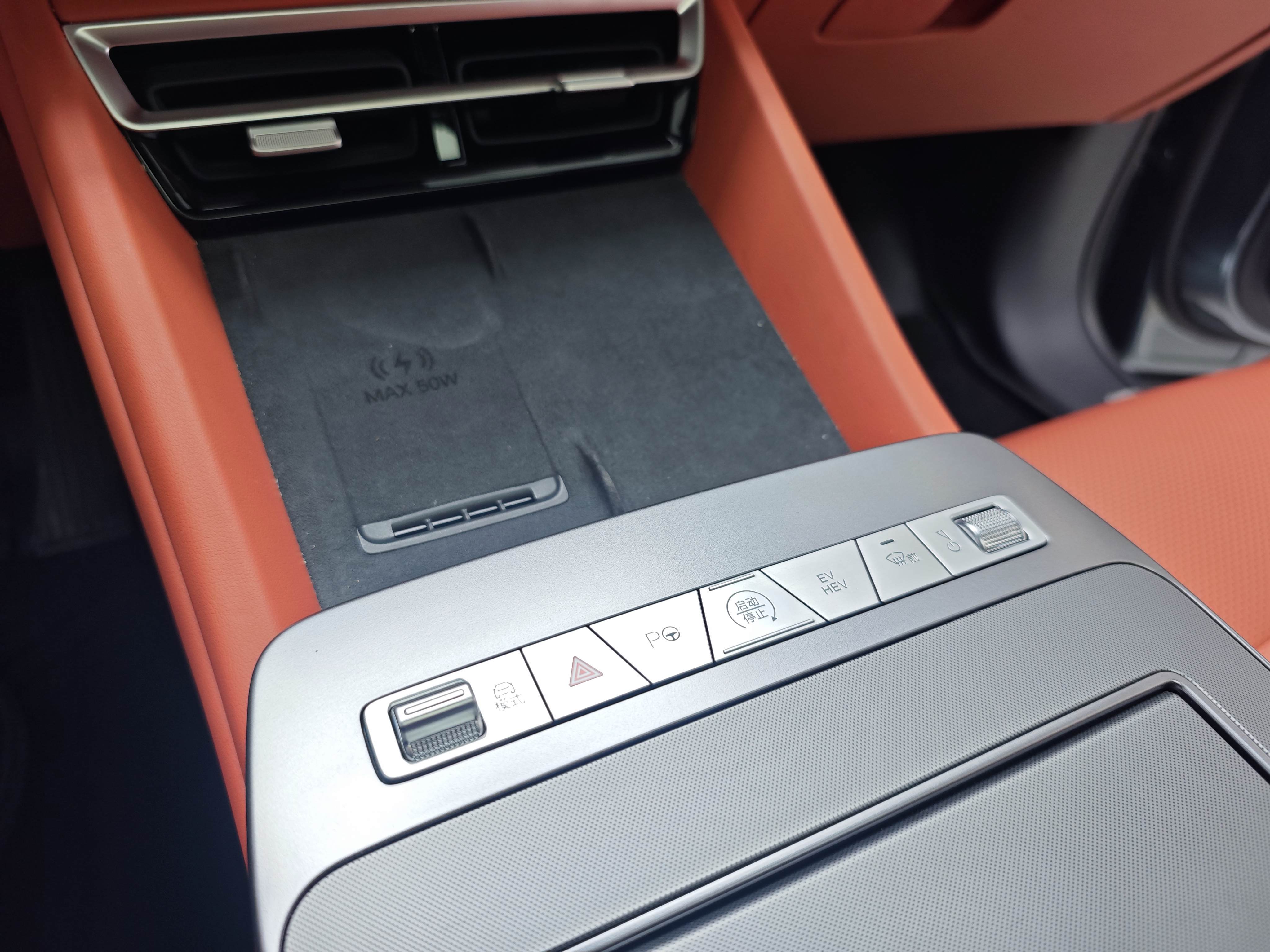 BYD Tang L 2025 car image #20