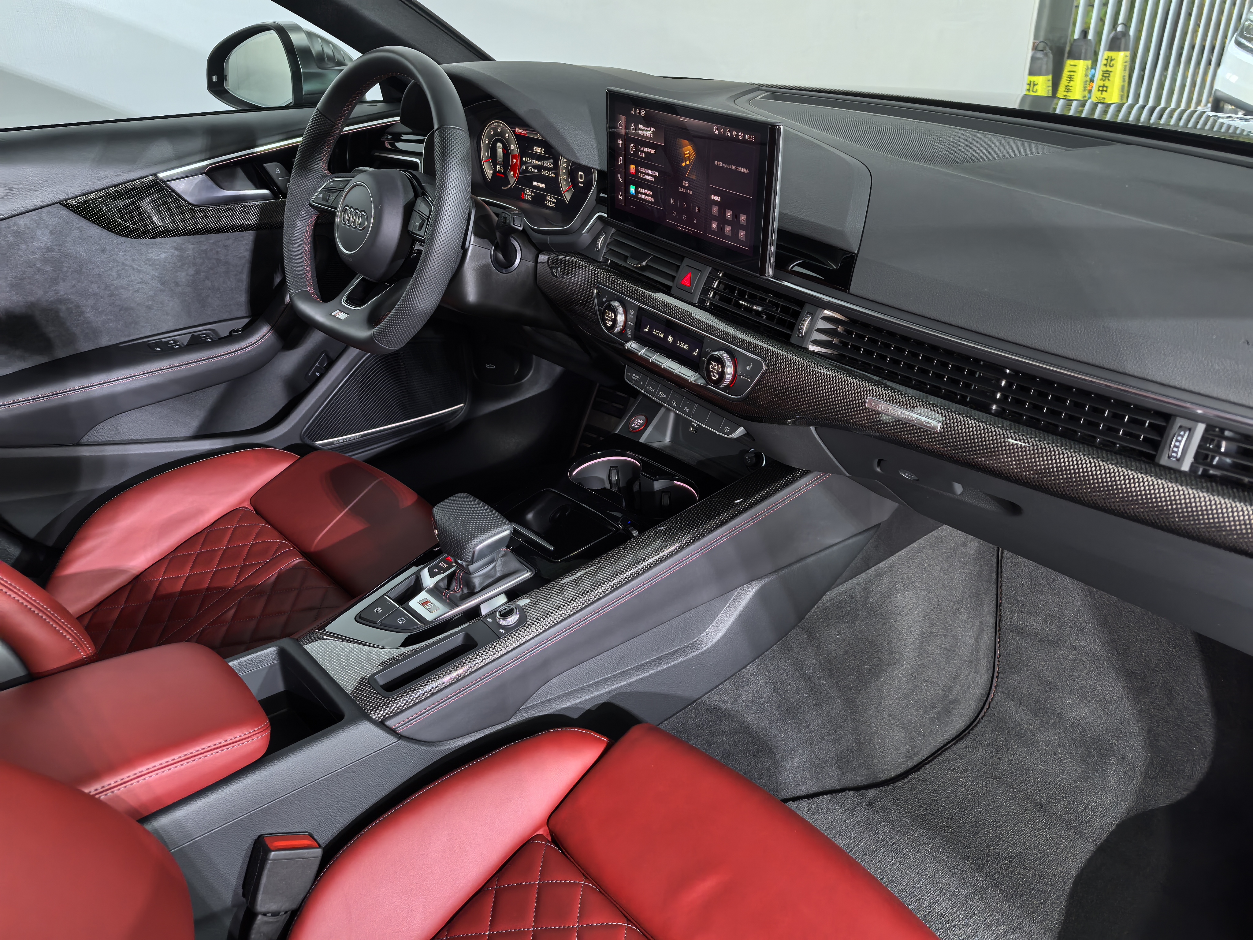 Audi S4 2025 imagem de carro #20