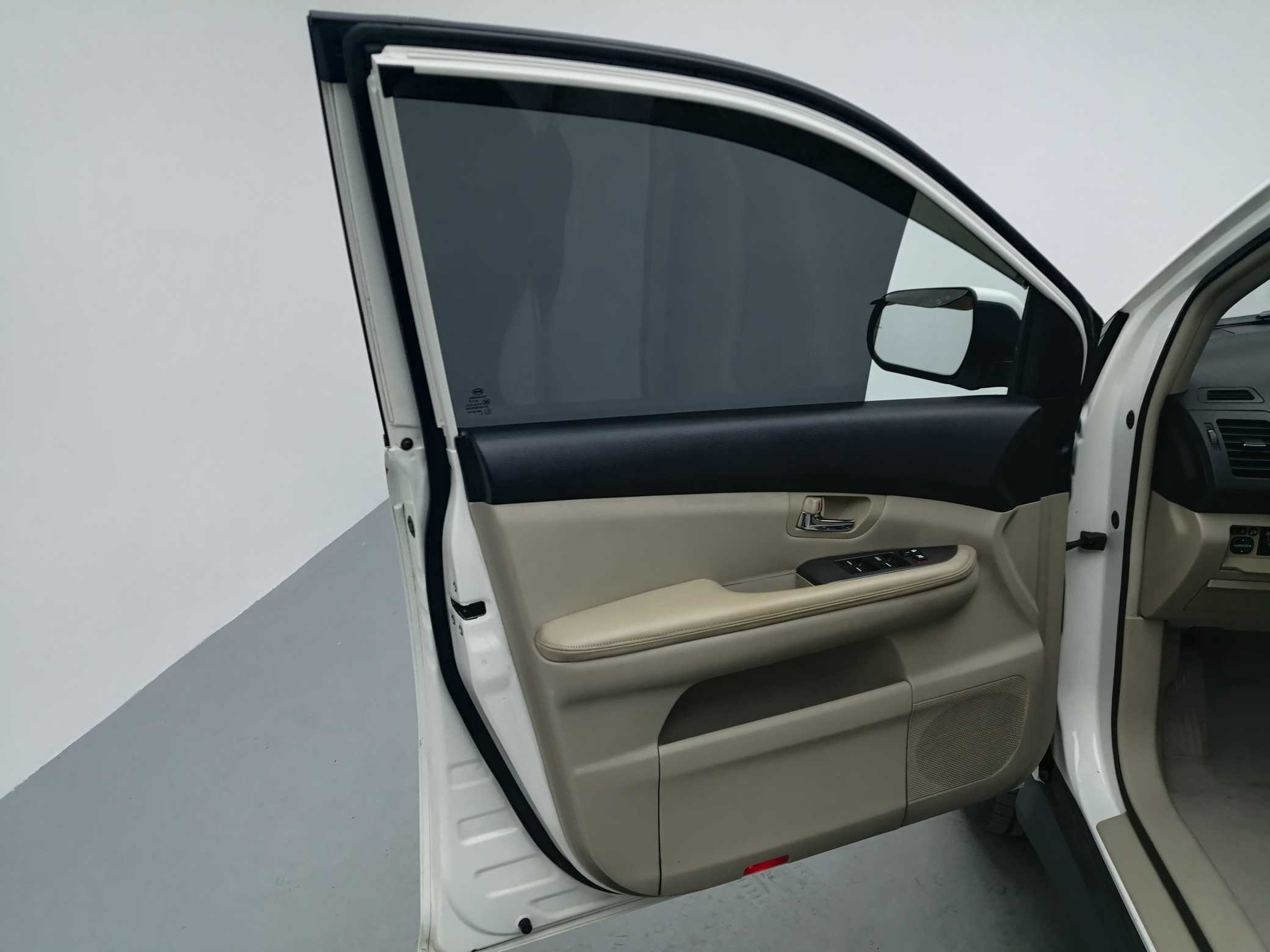 BYD S6 2013 car image #20