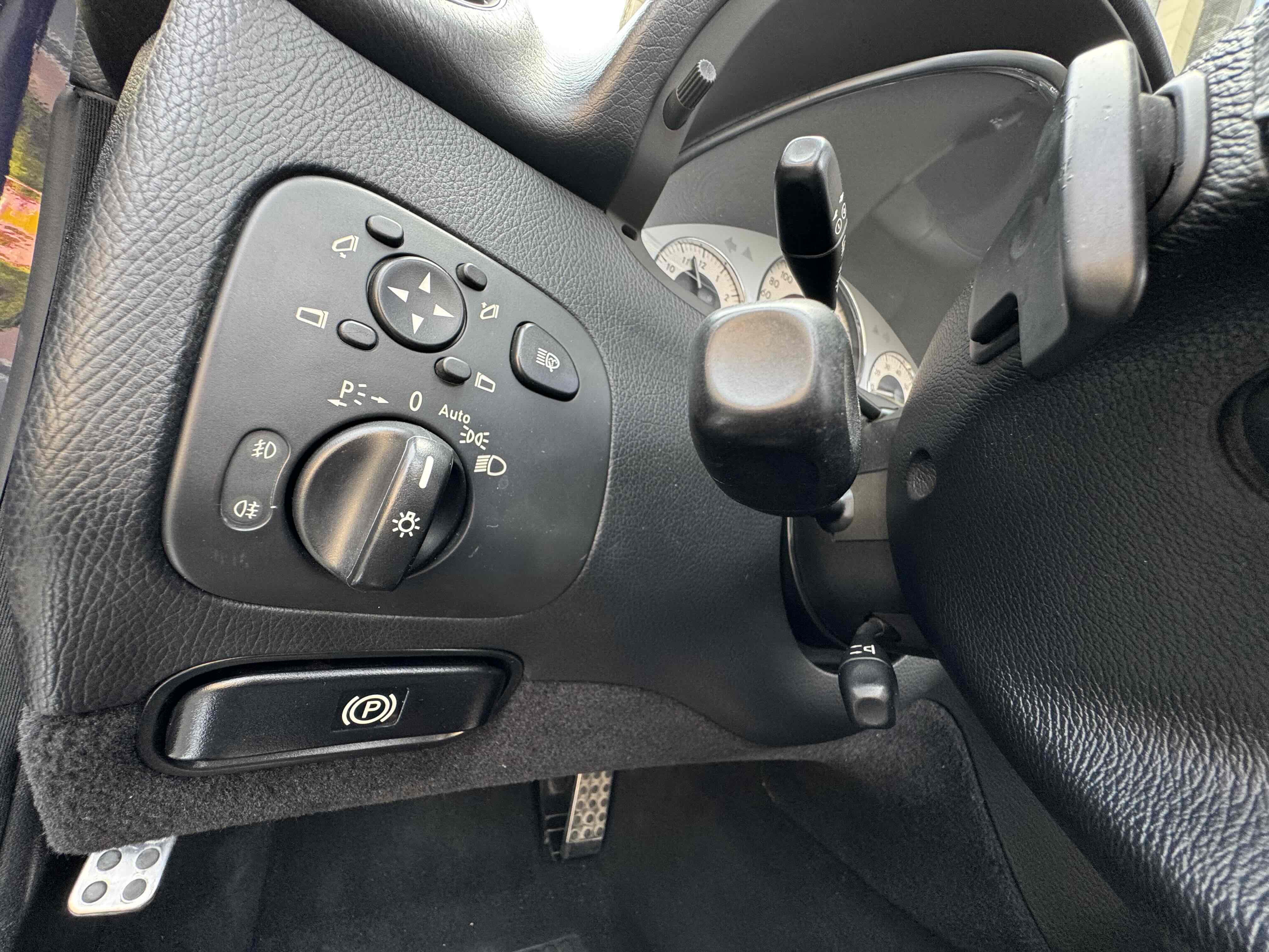 Mercedes-Benz CLK Class 2008 immagine di auto #20