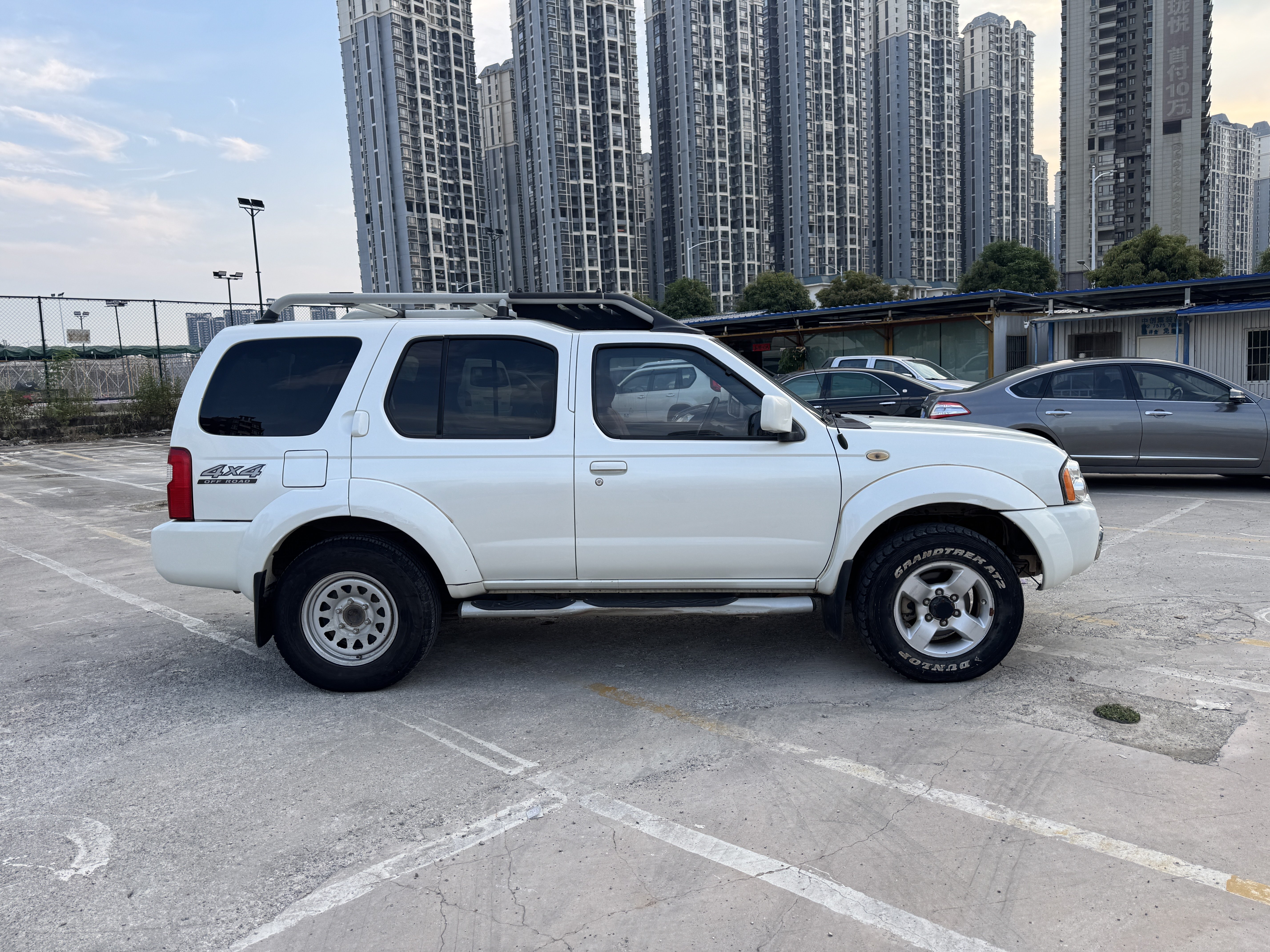 日产 日产帕拉丁 2016 汽车图片 #20