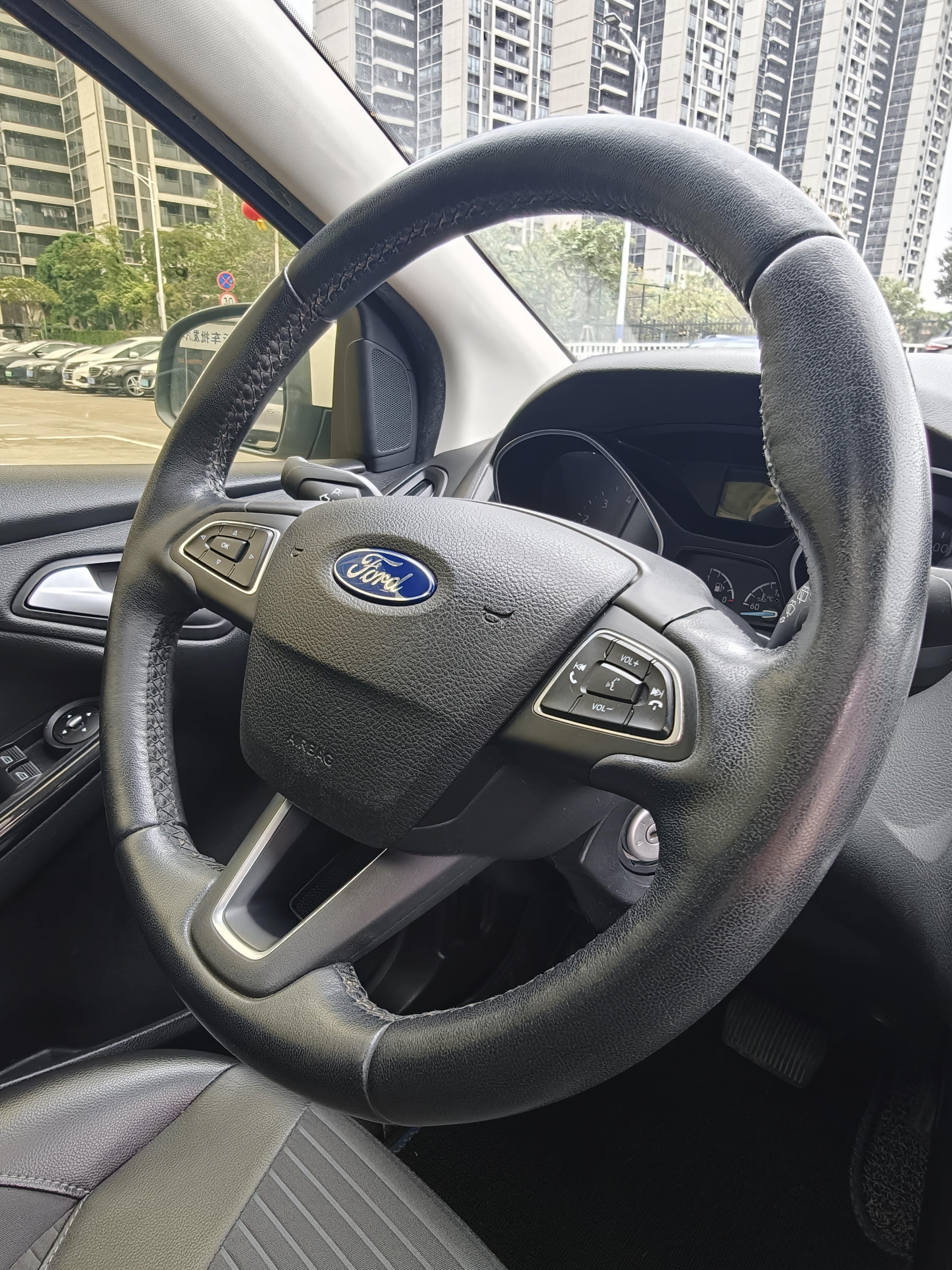 Ford Focus 2016 immagine di auto #20