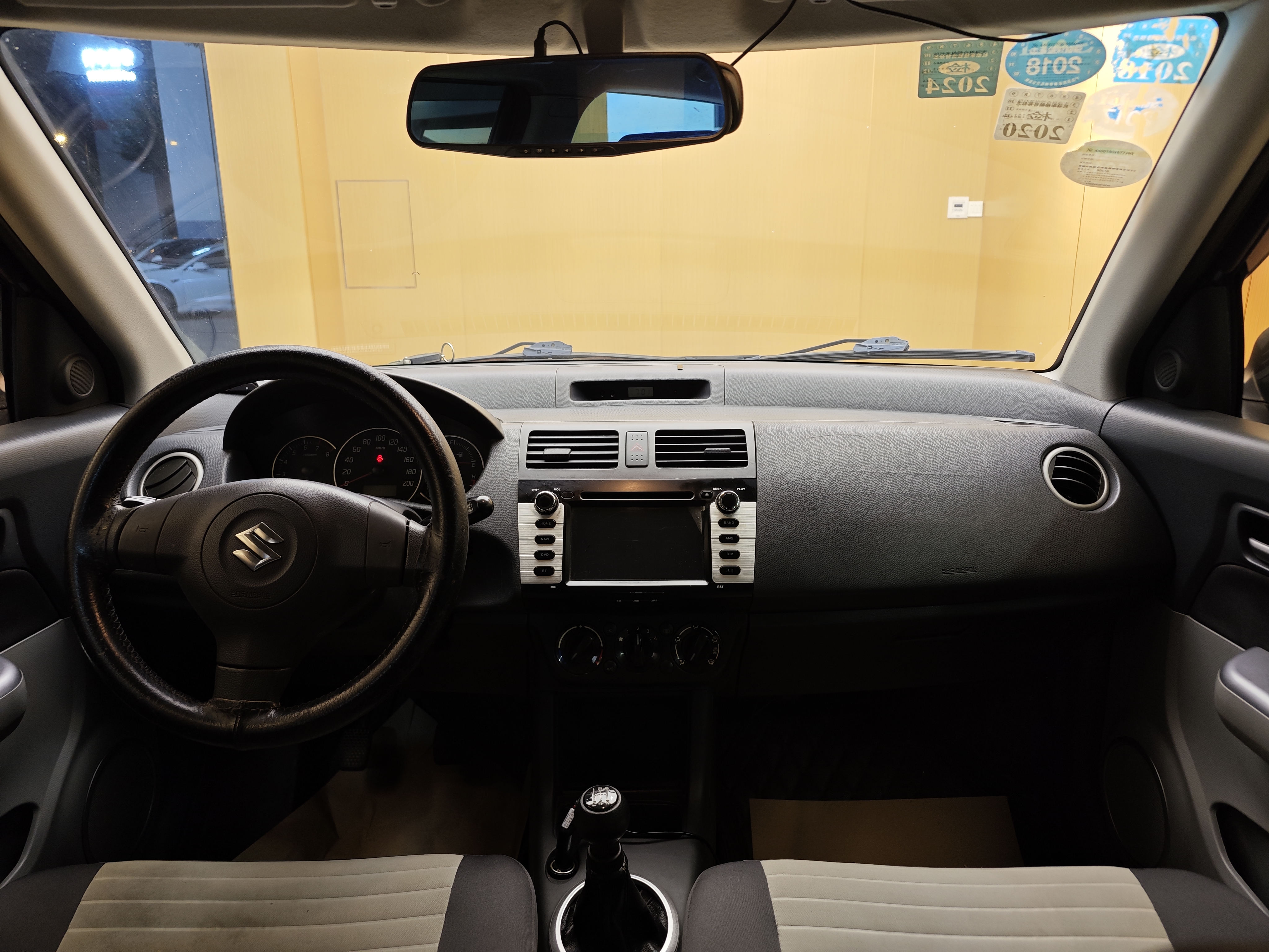 Suzuki Swift 2016 #20 Suzuki Swift 2016 car image #20