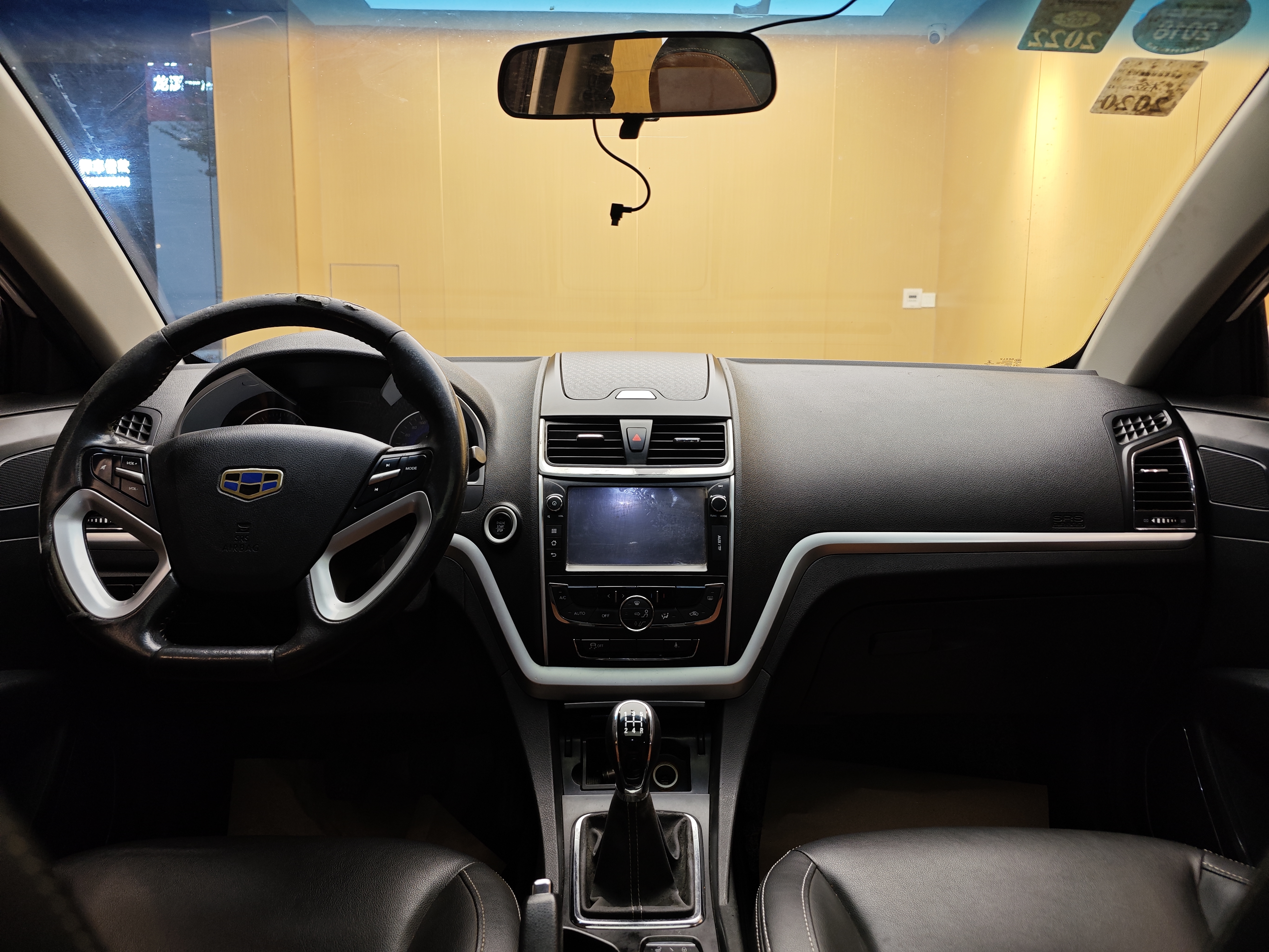 GEELY Emgrand 2016 #20 GEELY Emgrand 2016 car image #20