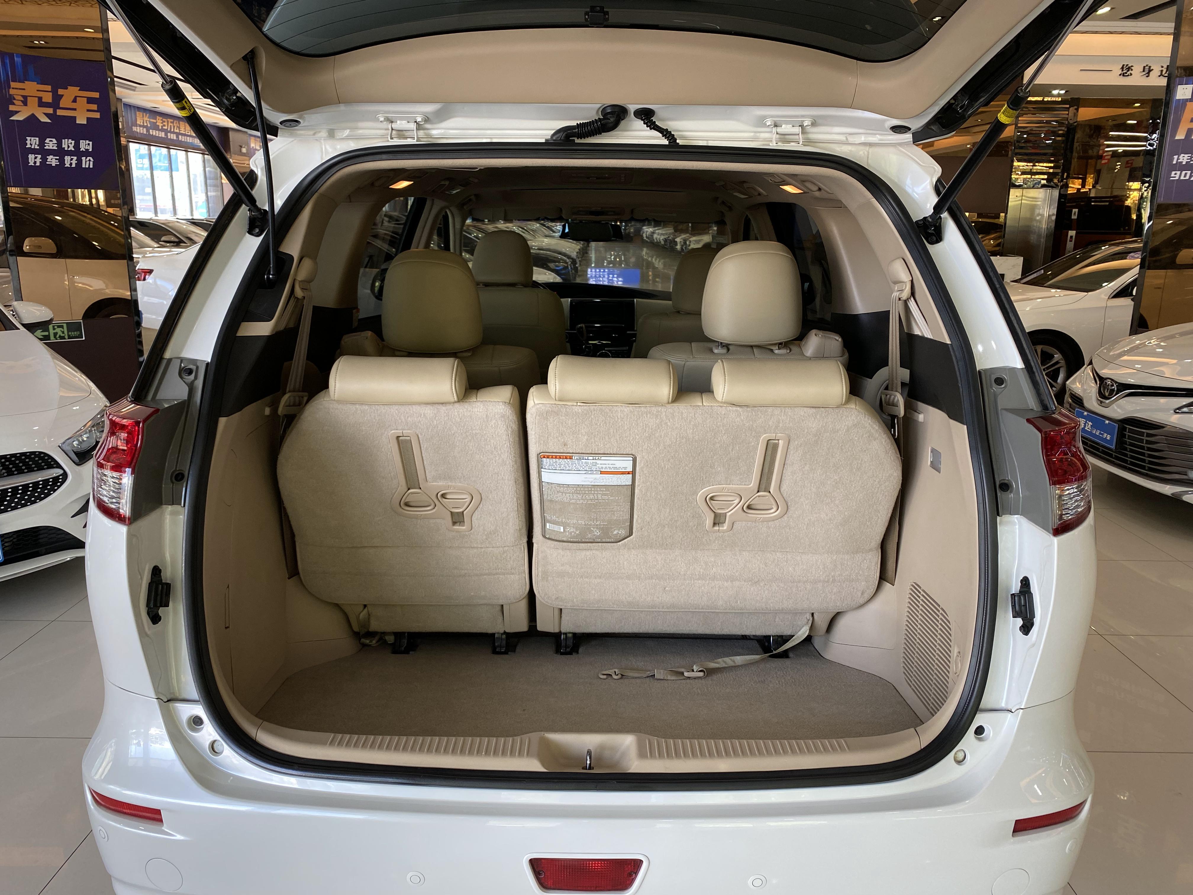 Toyota Previa 2017 #20 Toyota Previa 2017 car image #20