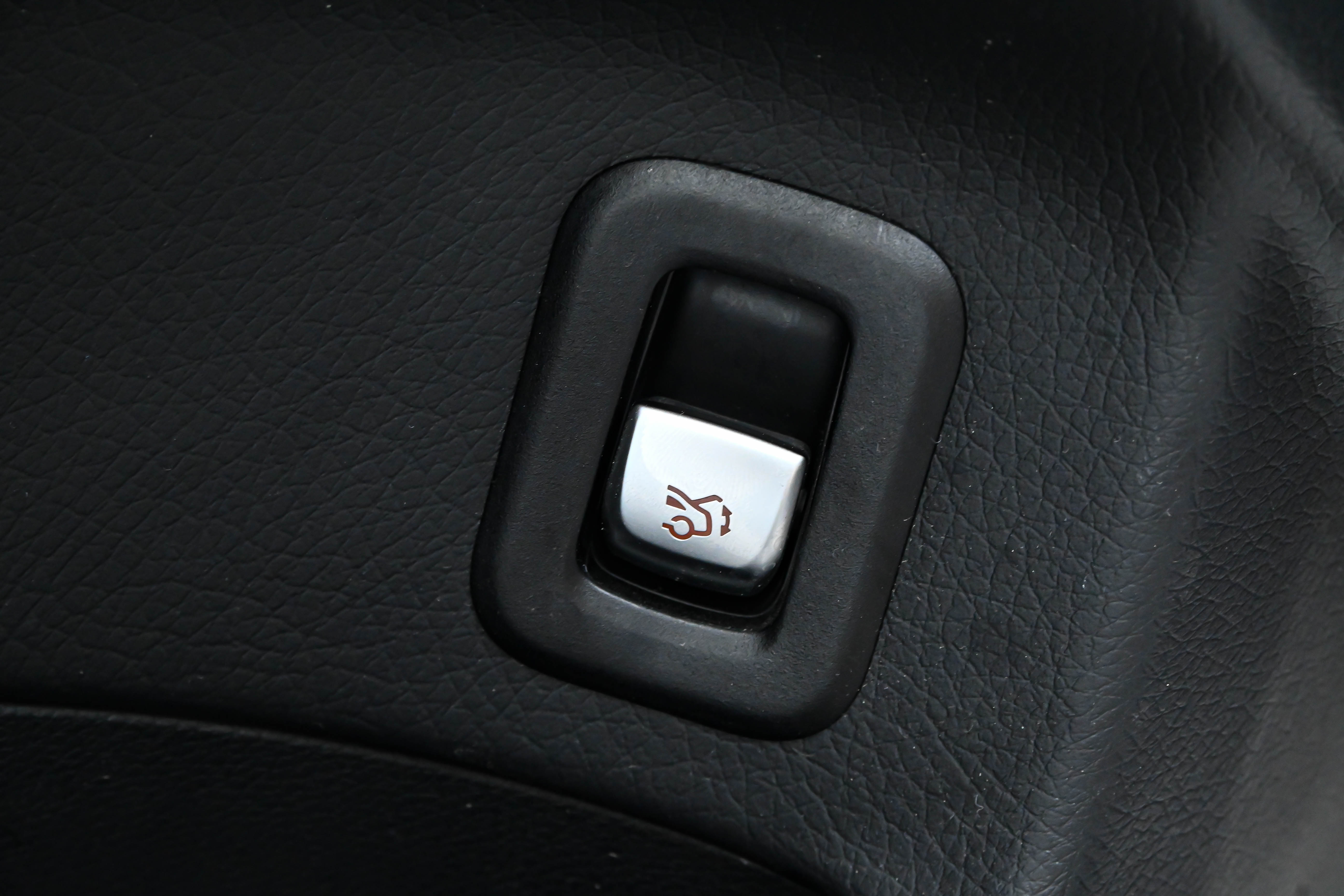 Mercedes-Benz GLC Coupe 2021 immagine di auto #20