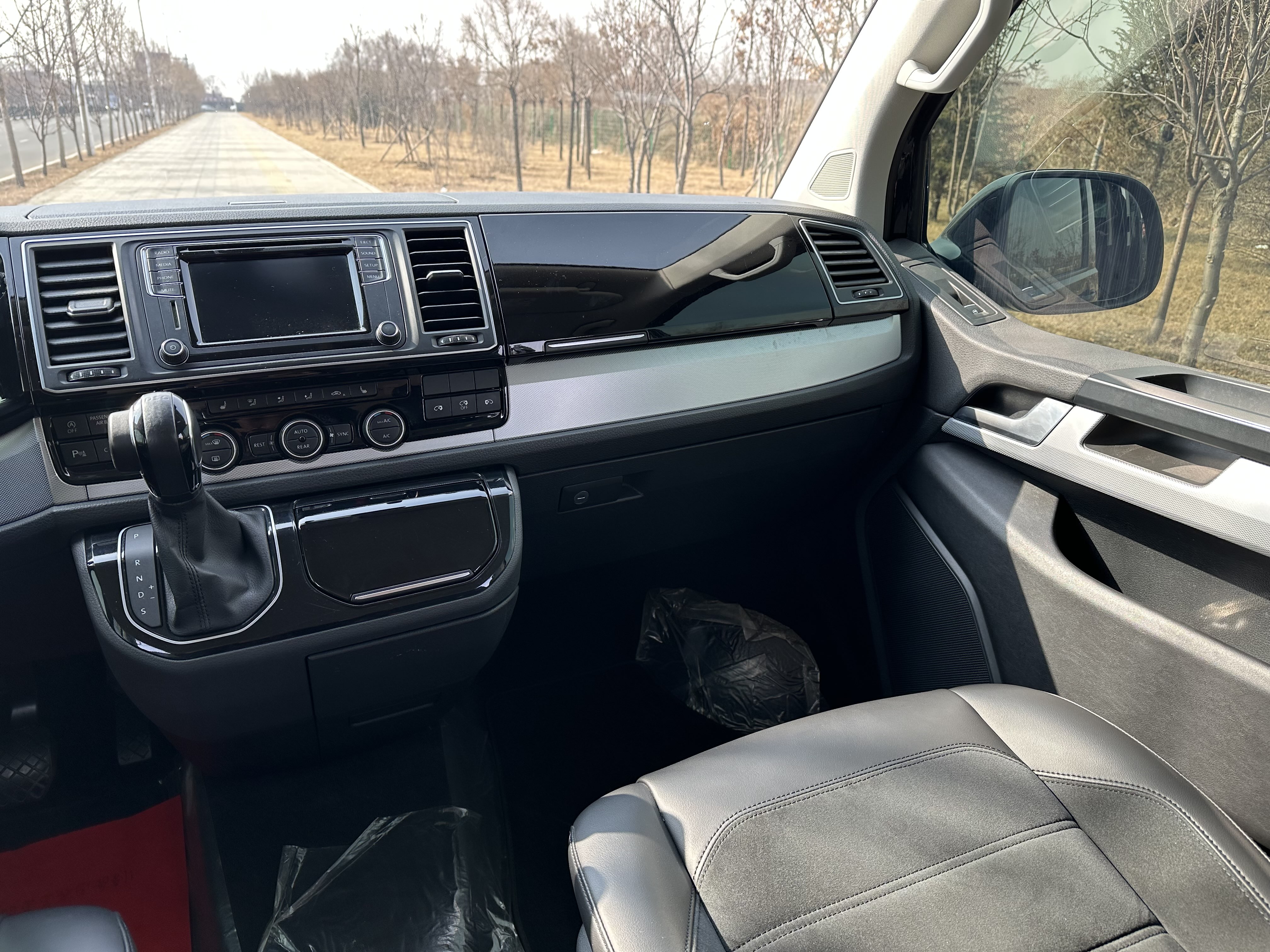 Volkswagen Multivan 2017 #20 Volkswagen Multivan 2017 imagem de carro #20