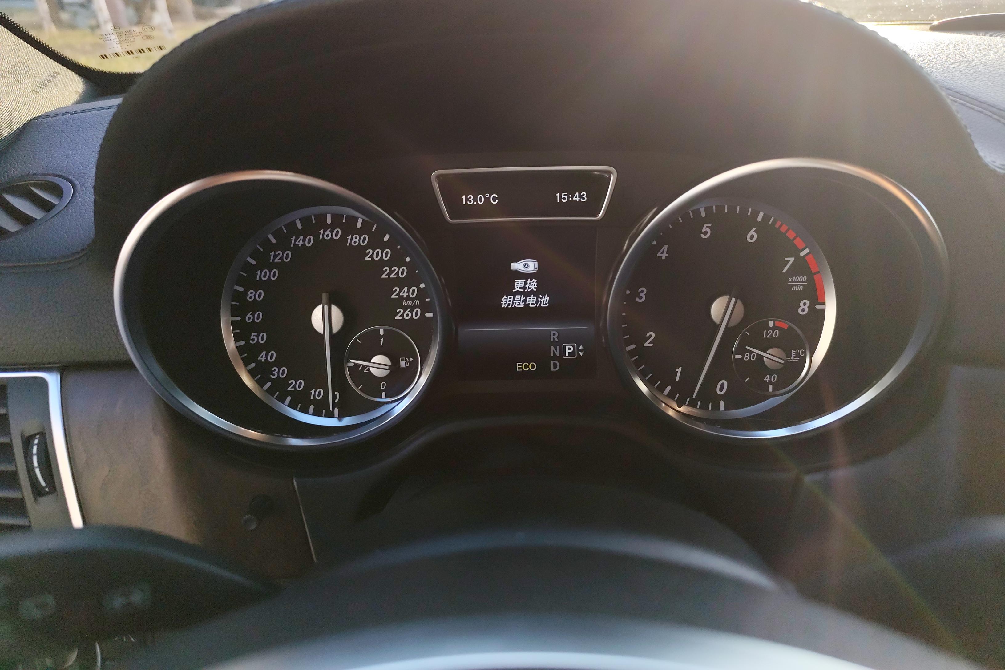 Mercedes-Benz GL Class 2015 #20 Mercedes-Benz GL Class 2015 car image #20