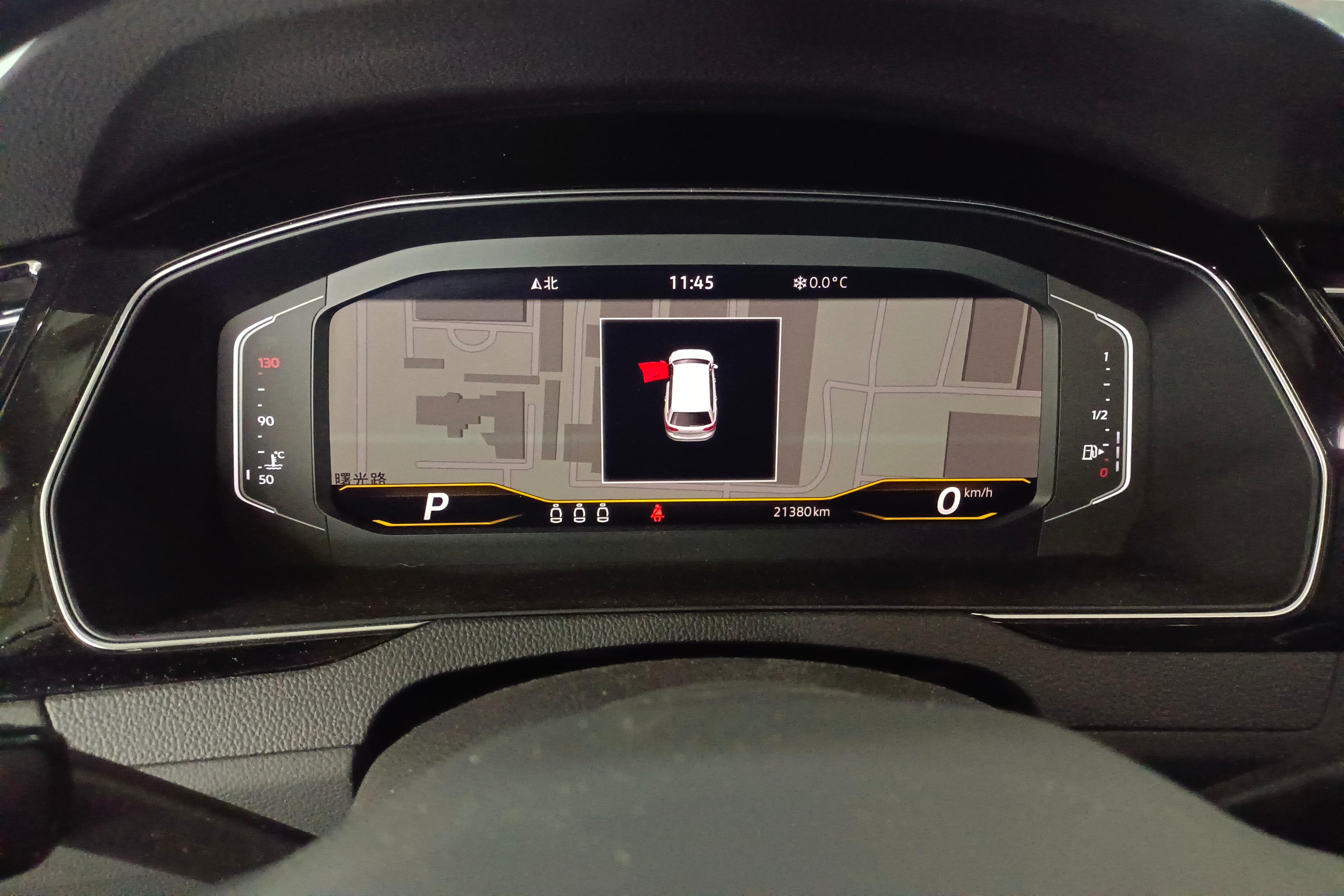 Volkswagen Passat Variant 2023 immagine di auto #20