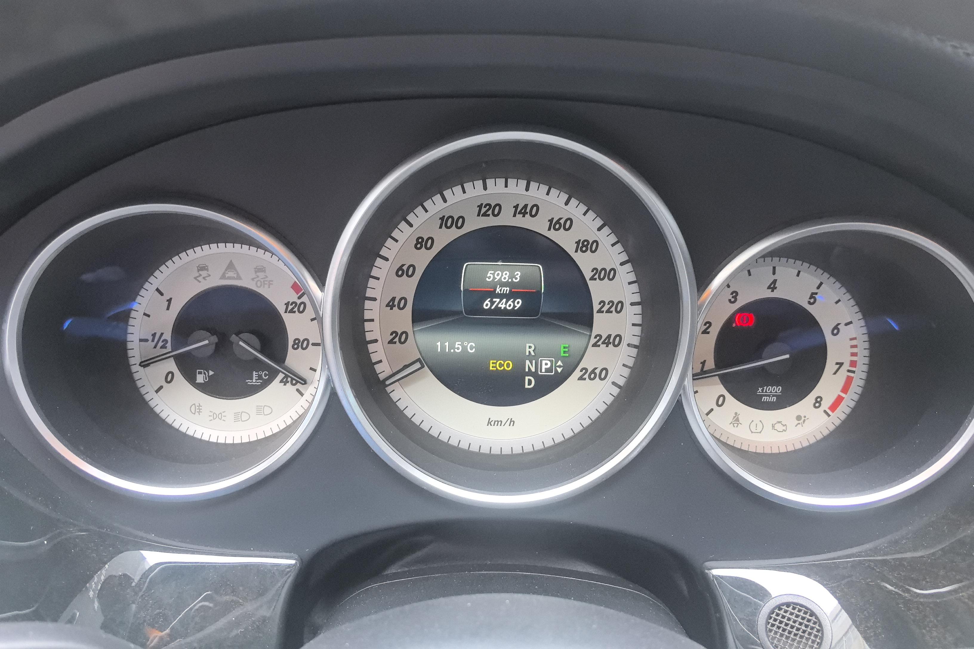 Mercedes-Benz CLS AMG 2016 car image #20