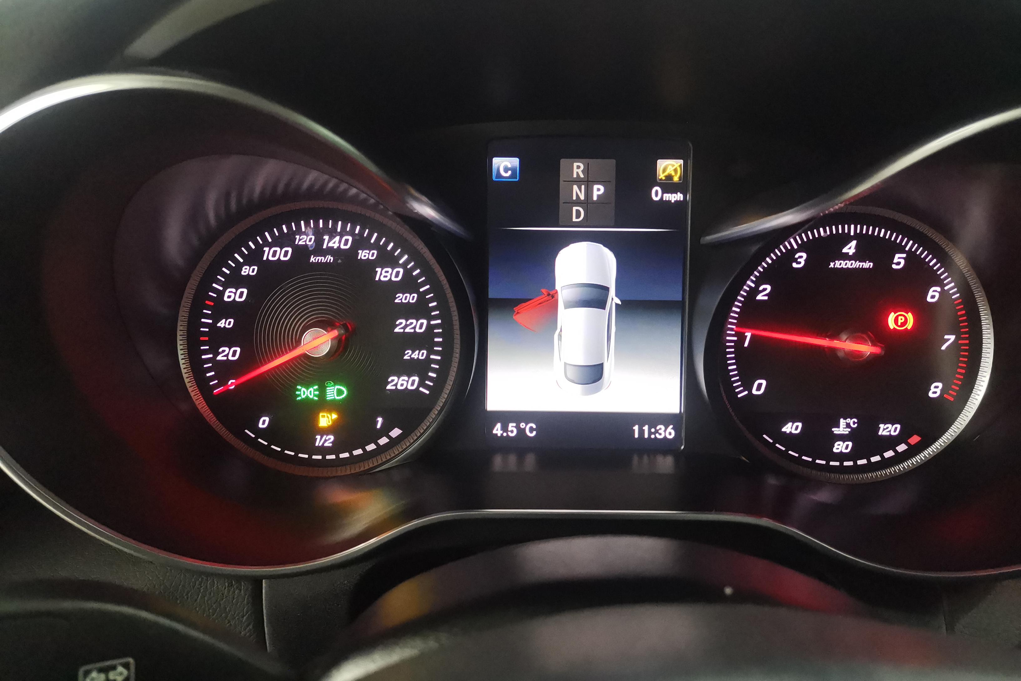 Mercedes-Benz C Class (Imported) 2017 #20 Mercedes-Benz C Class (Imported) 2017 car image #20