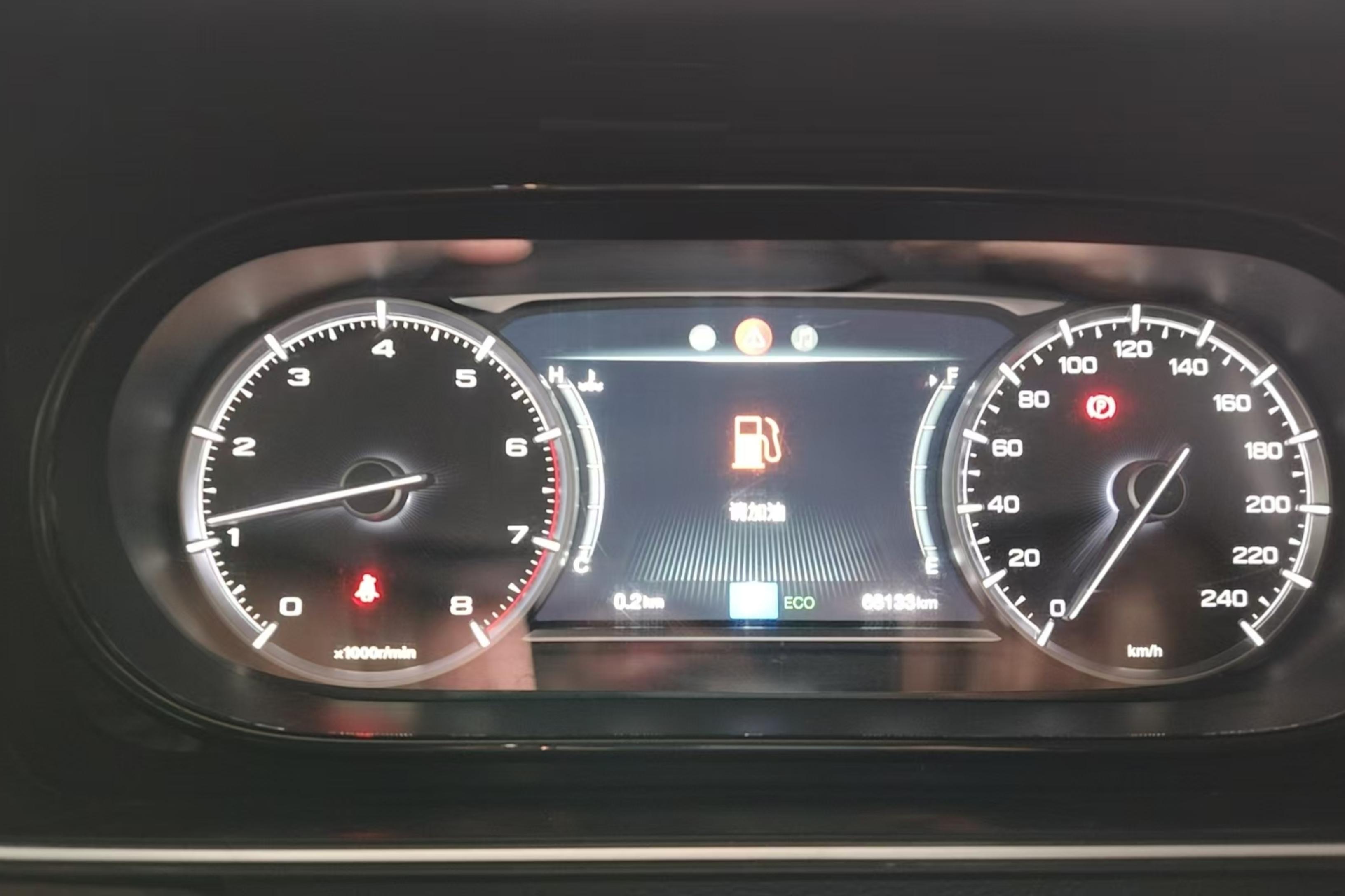 GAC Trumpchi M6 2019 car image #20