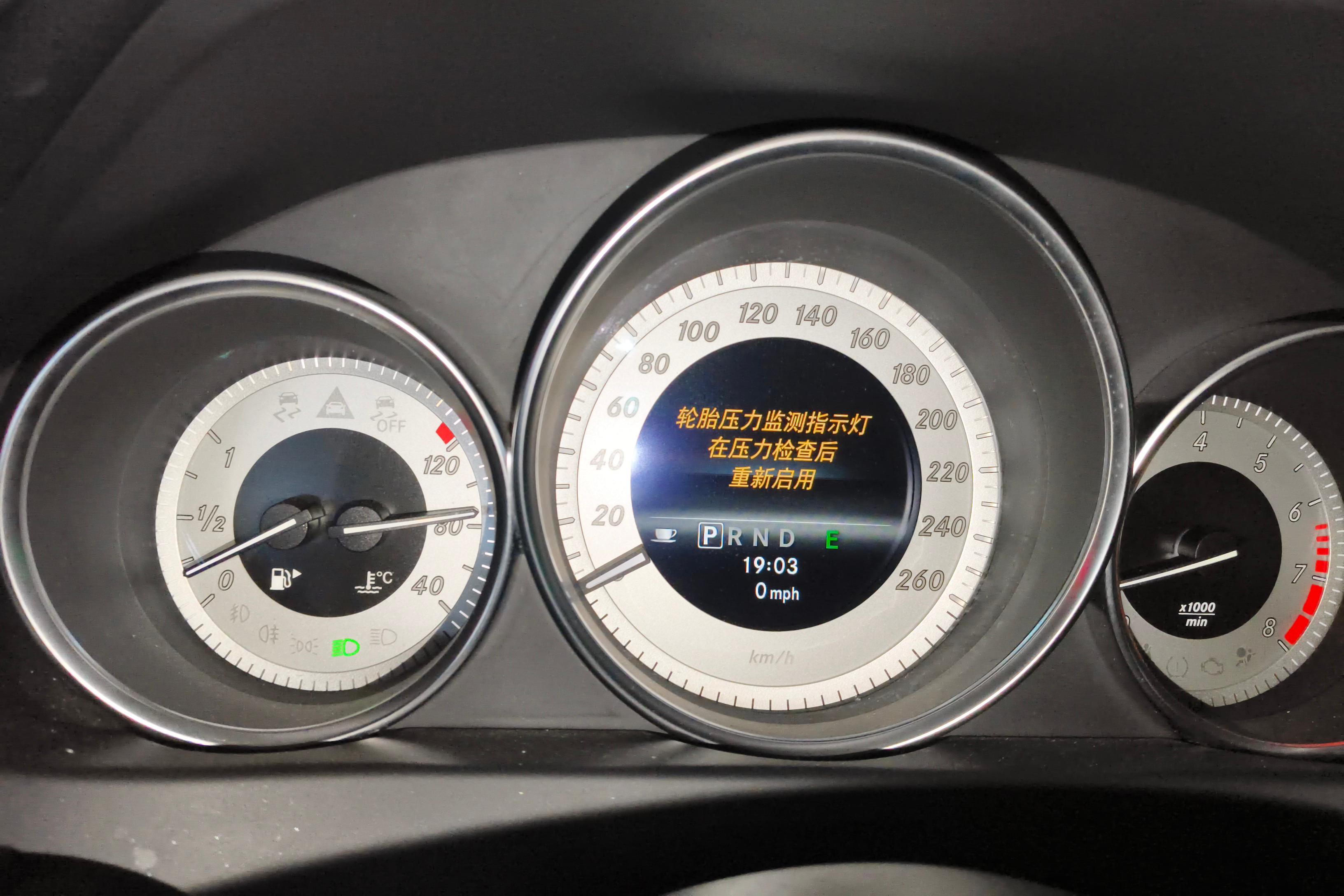 Mercedes-Benz C Class (Imported) 2013 #20 Mercedes-Benz C Class (Imported) 2013 car image #20