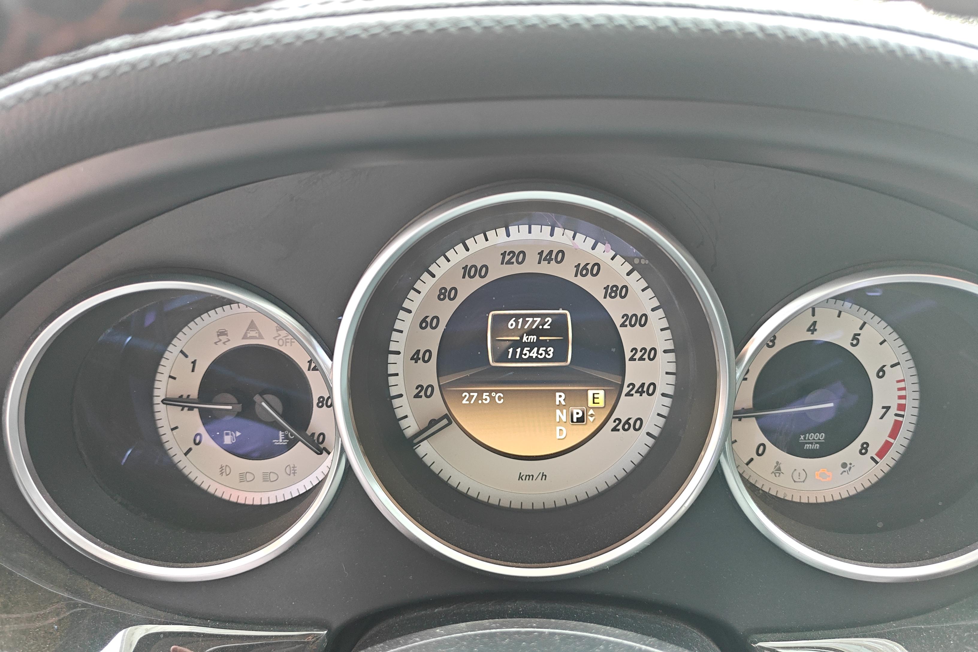 Mercedes-Benz CLS AMG 2012 imagem de carro #20