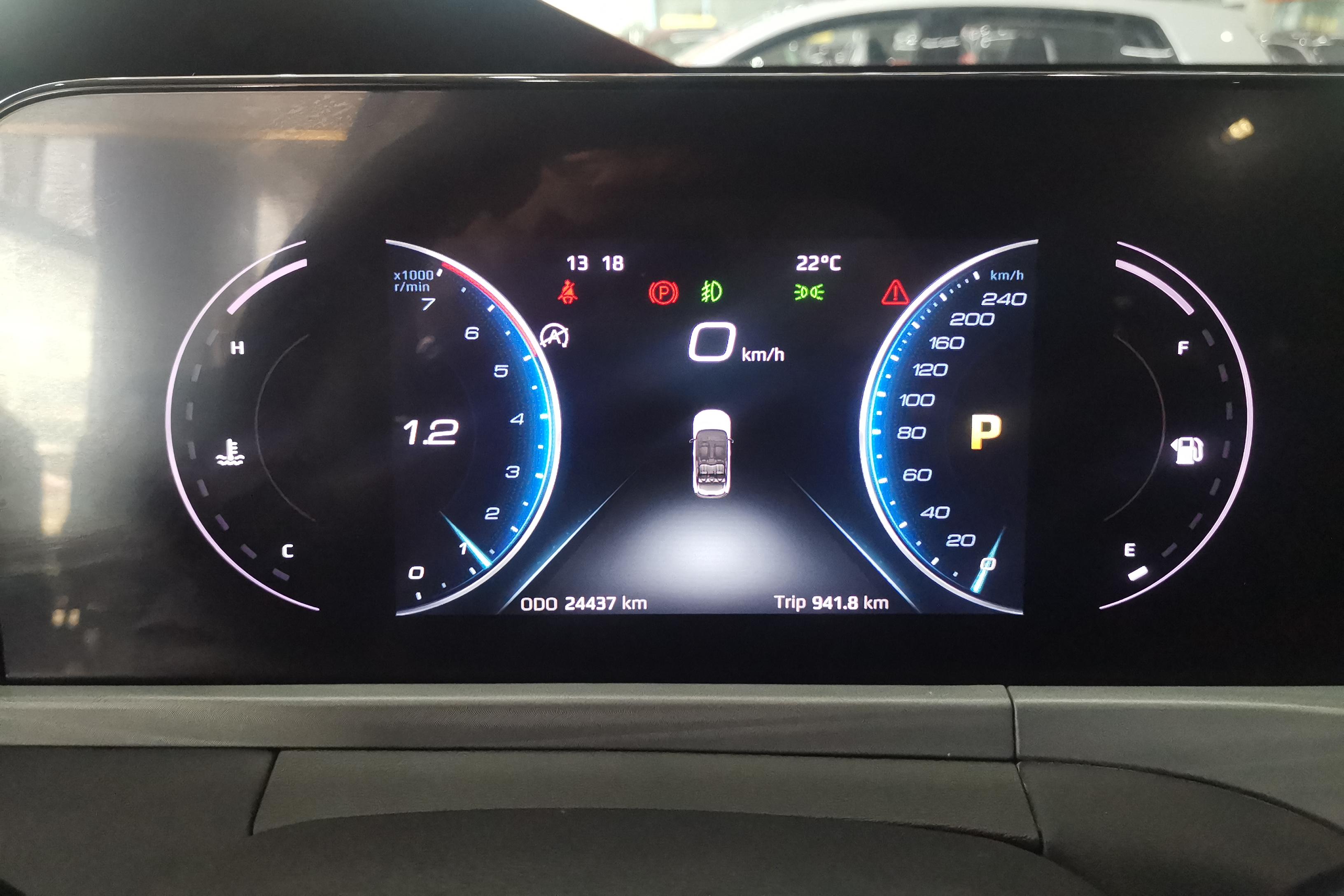 Ford Equator 2022 car image #20