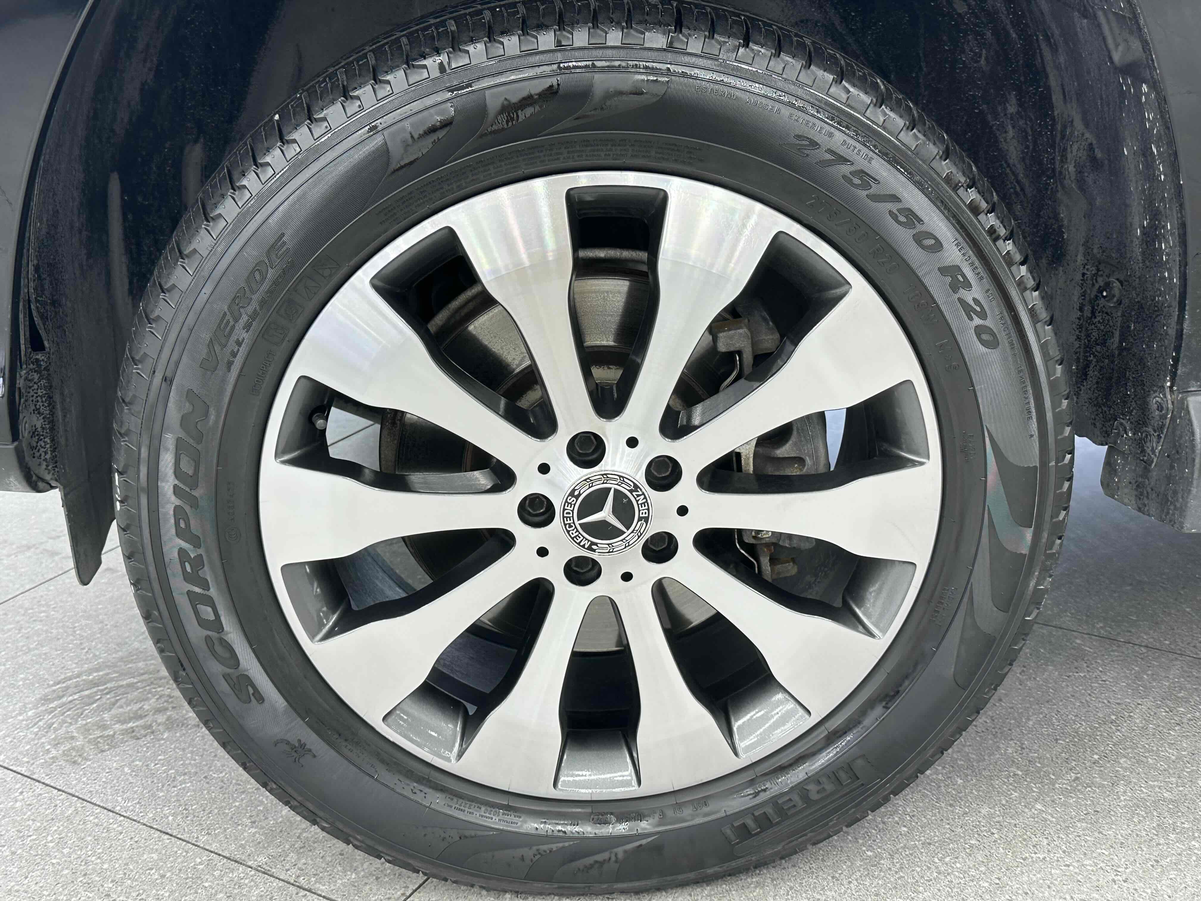 Mercedes-Benz GLS AMG 2017 car image #20