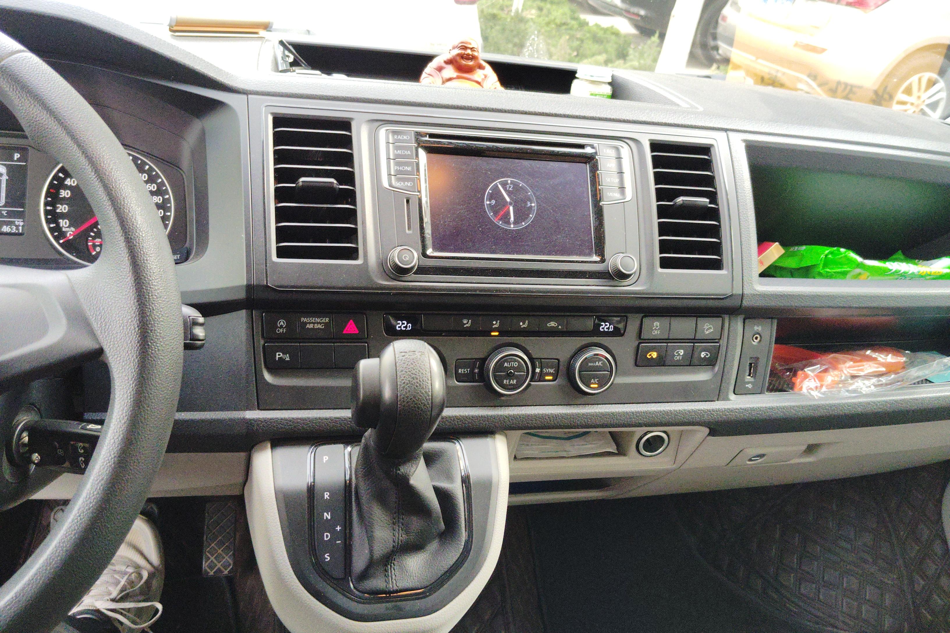 Volkswagen Caravelle 2017 immagine di auto #20