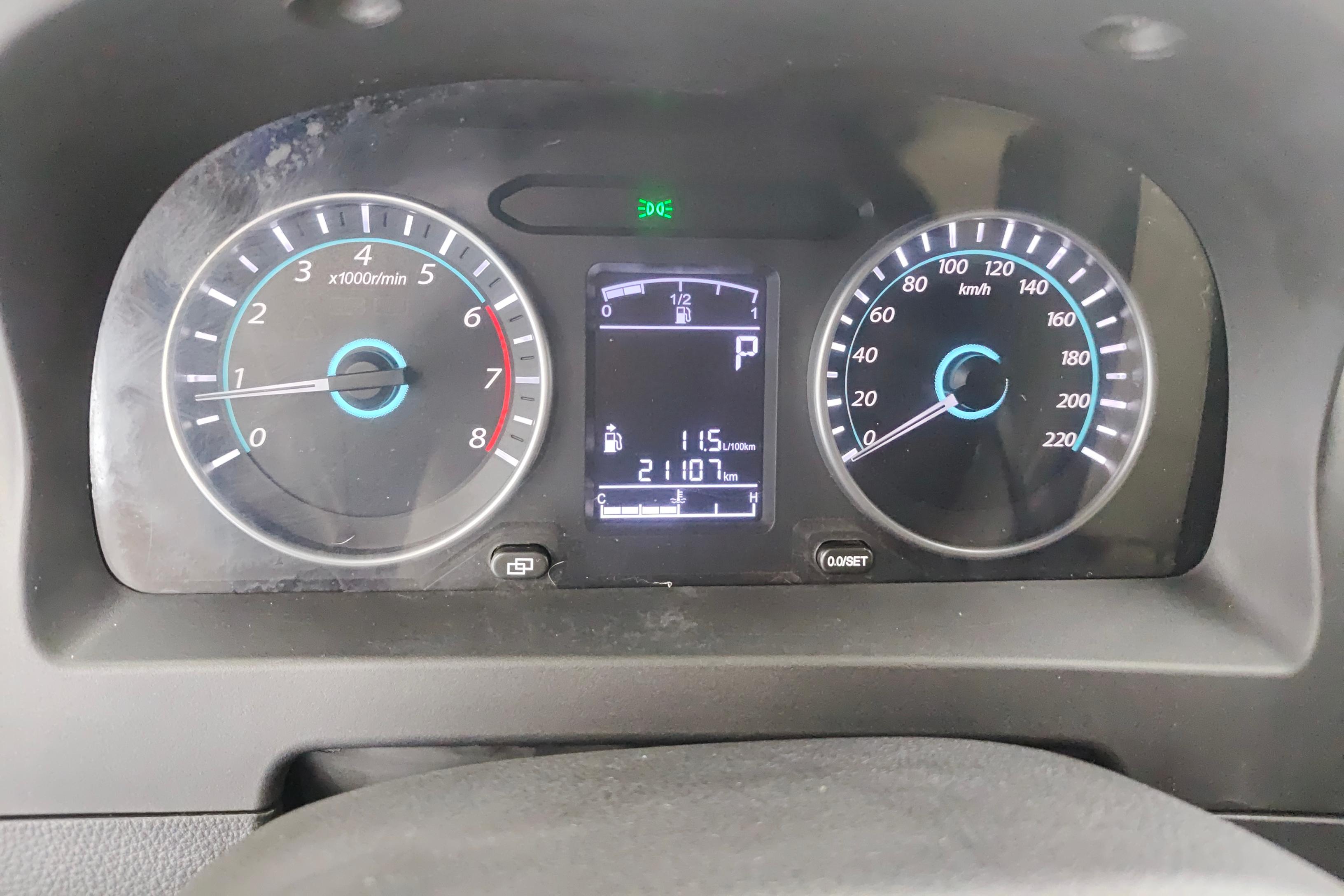 Forthing JOYEAR XV 2017 car image #20