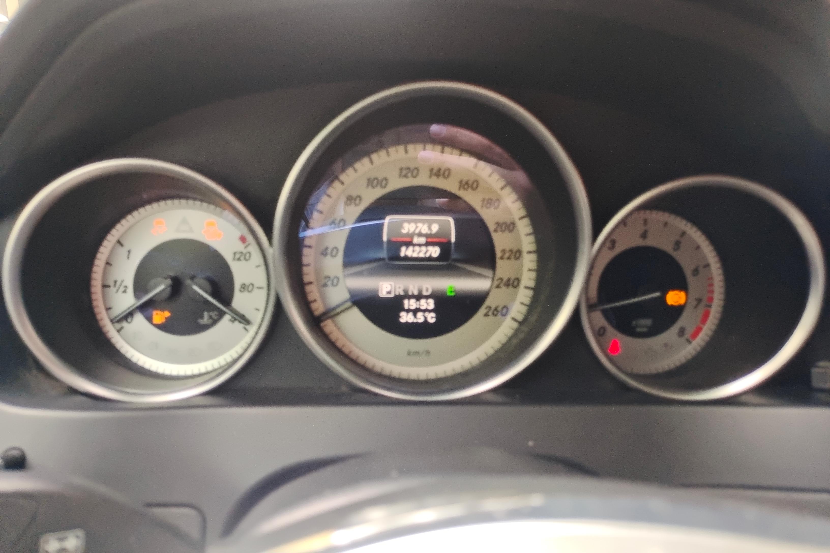 Mercedes-Benz C Class (Imported) 2014 #20 Mercedes-Benz C Class (Imported) 2014 car image #20