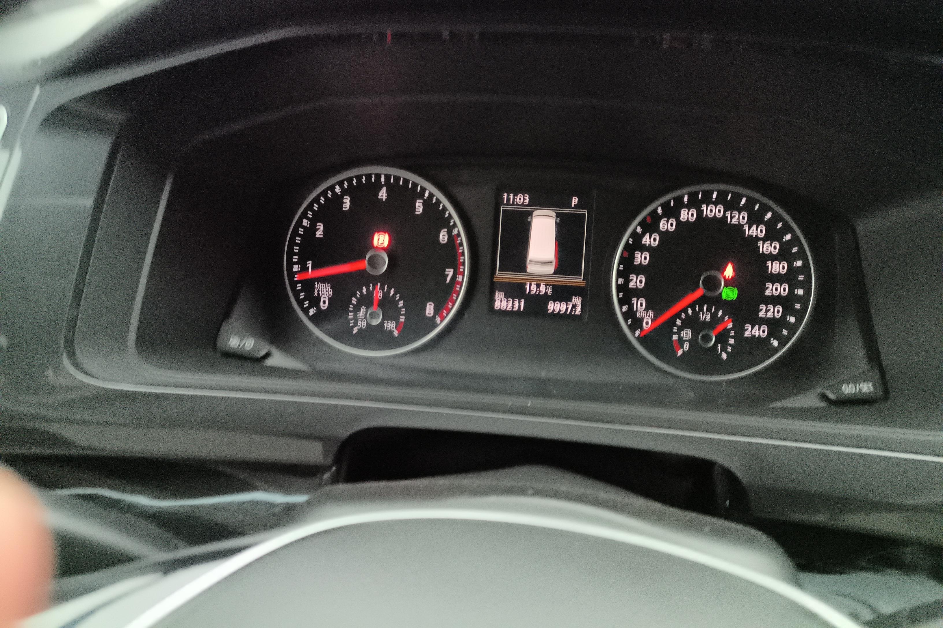 Volkswagen Caravelle 2020 car image #20