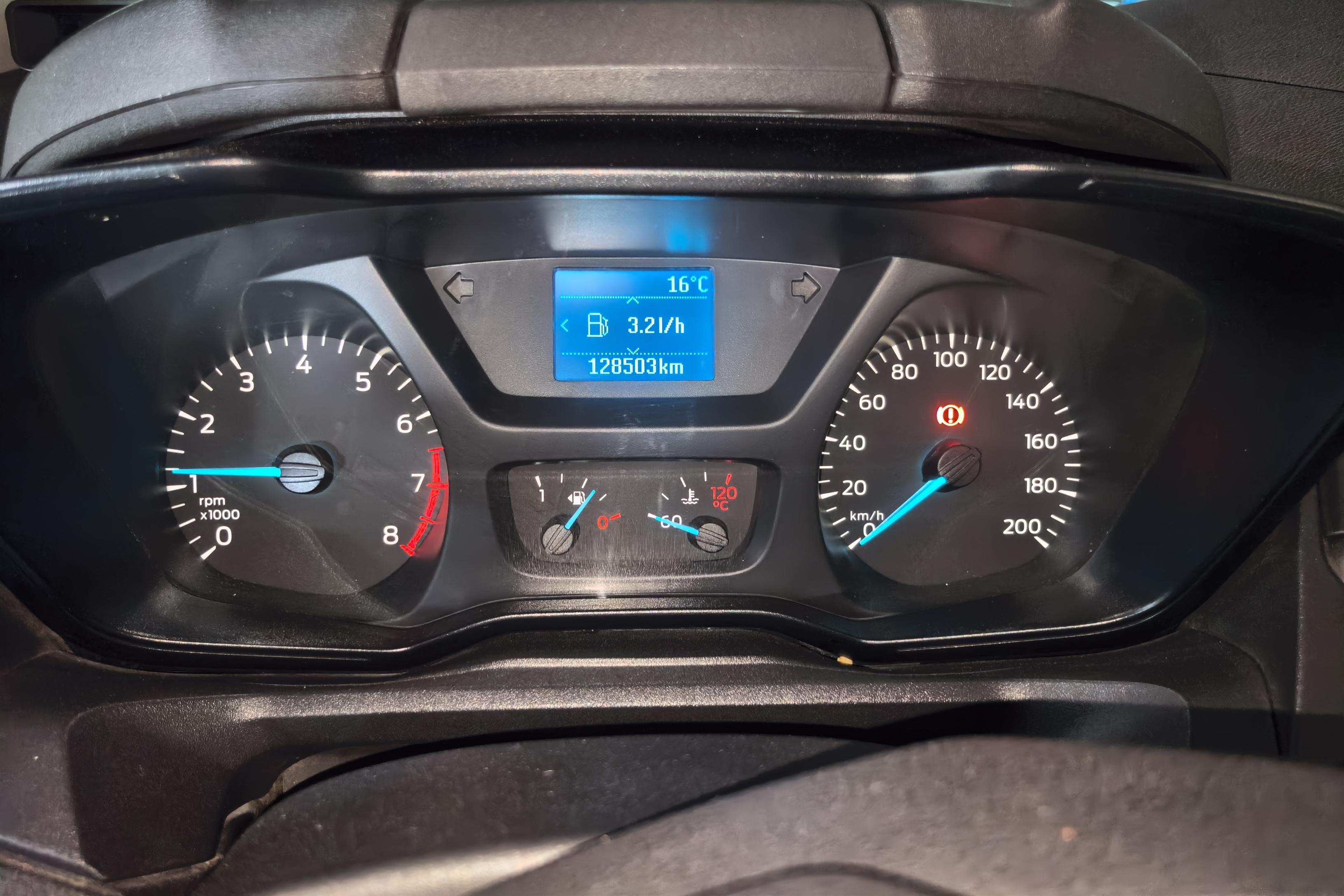 Ford Tourneo 2016 #20 Ford Tourneo 2016 car image #20