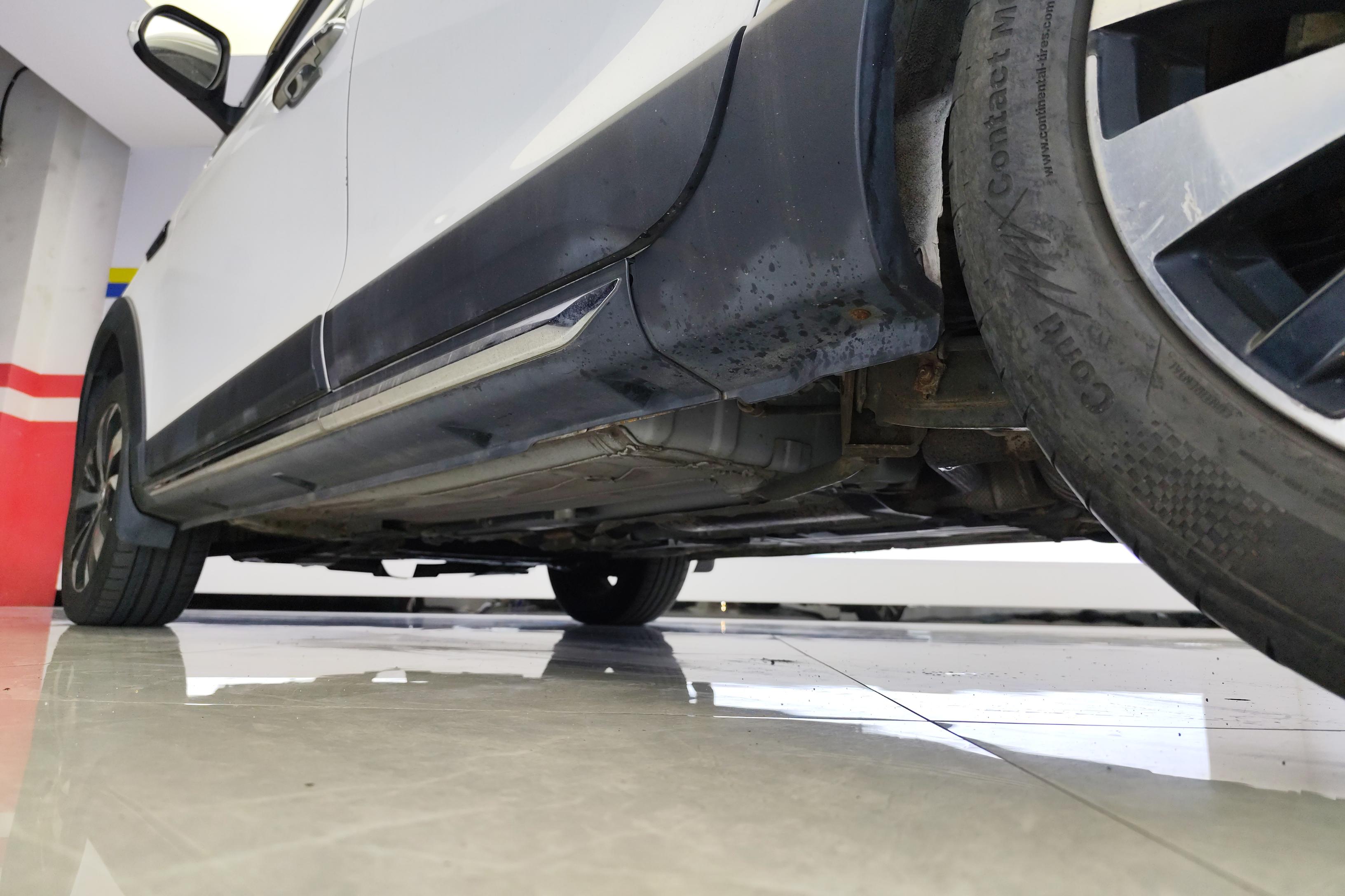 Forthing JOYEAR X6 2018 #20 Forthing JOYEAR X6 2018 car image #20