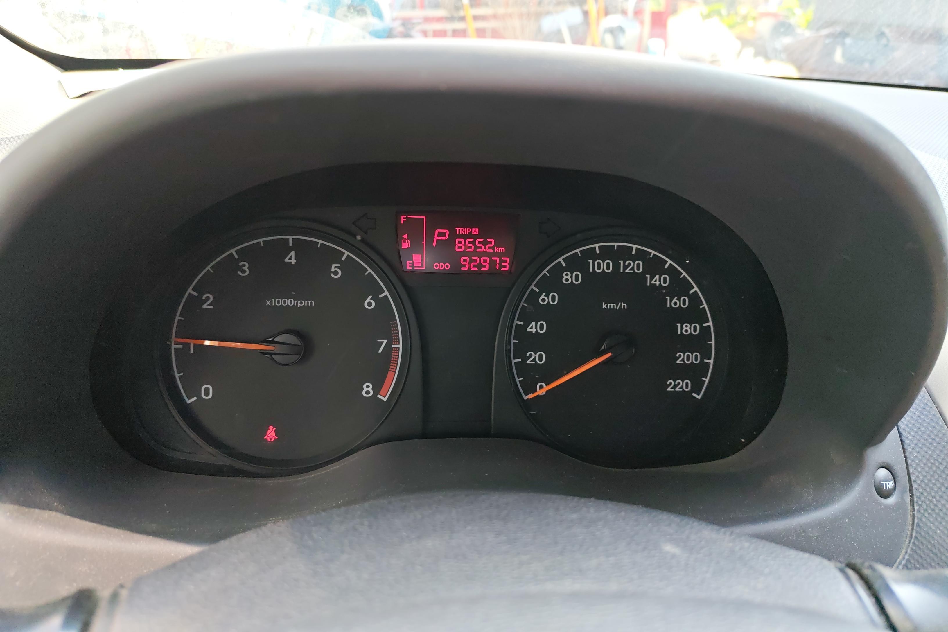 Hyundai Reina 2016 #20 Hyundai Reina 2016 car image #20