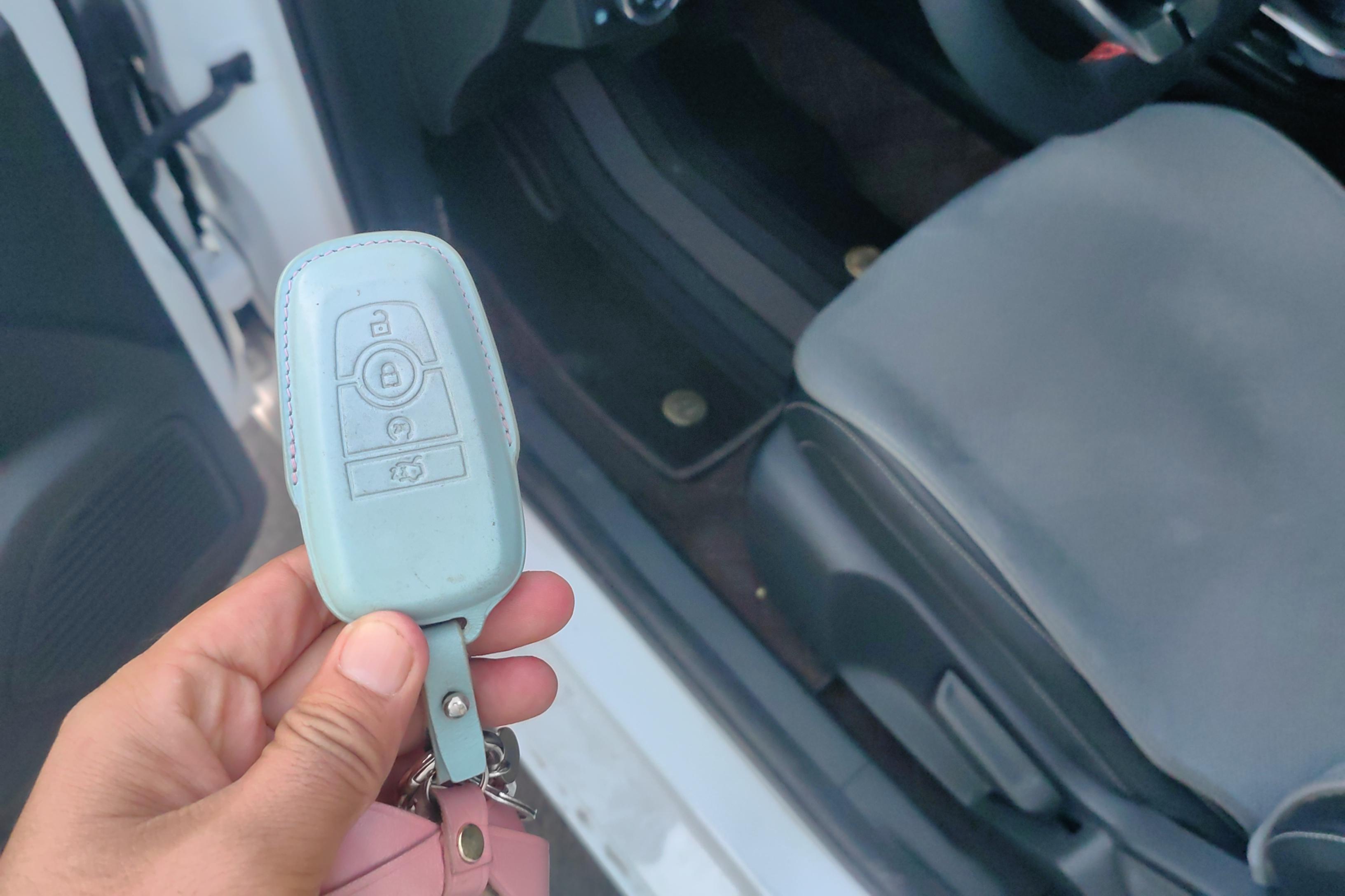 Ford Escort 2022 #20 Ford Escort 2022 car image #20