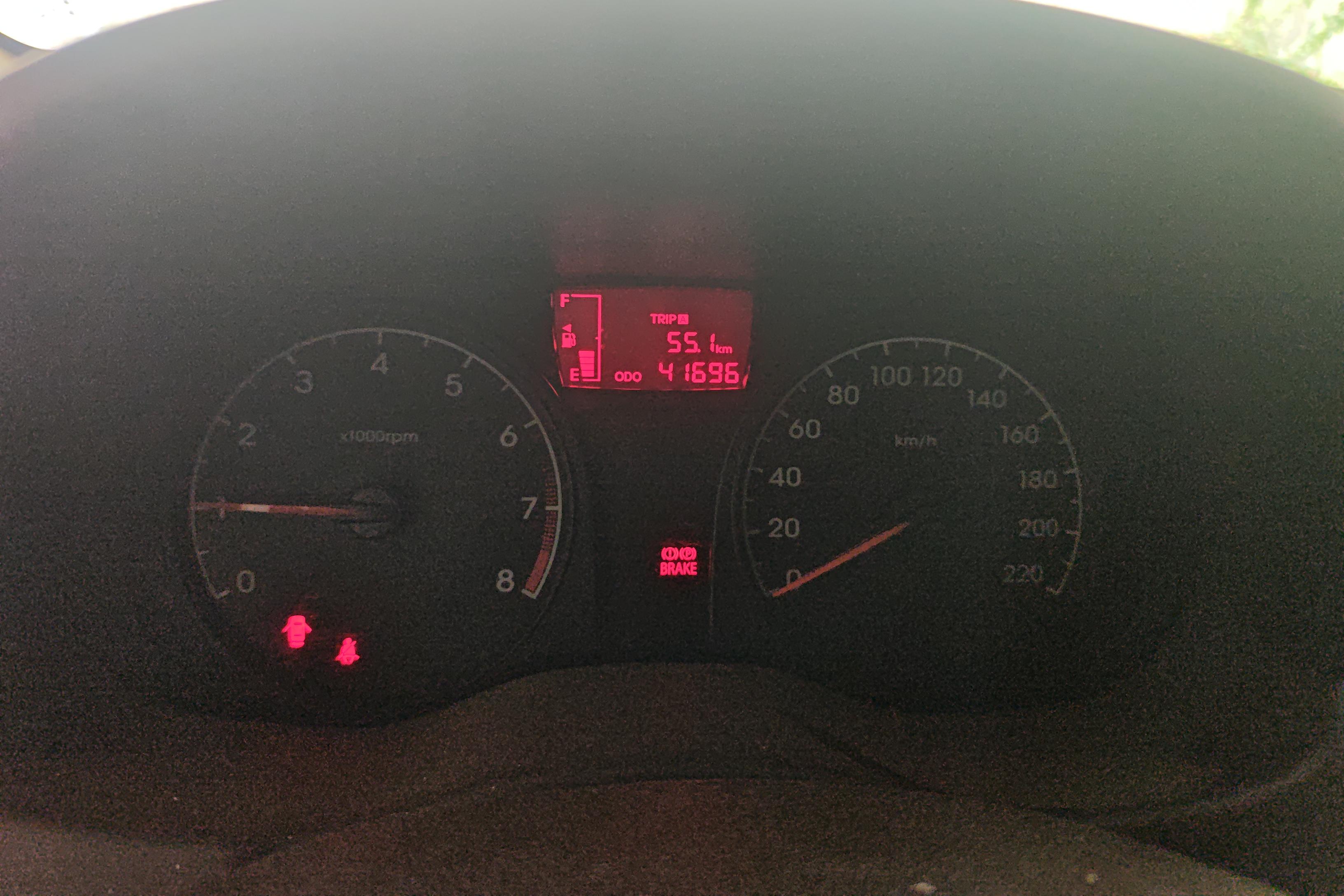 Hyundai Reina 2014 #20 Hyundai Reina 2014 car image #20