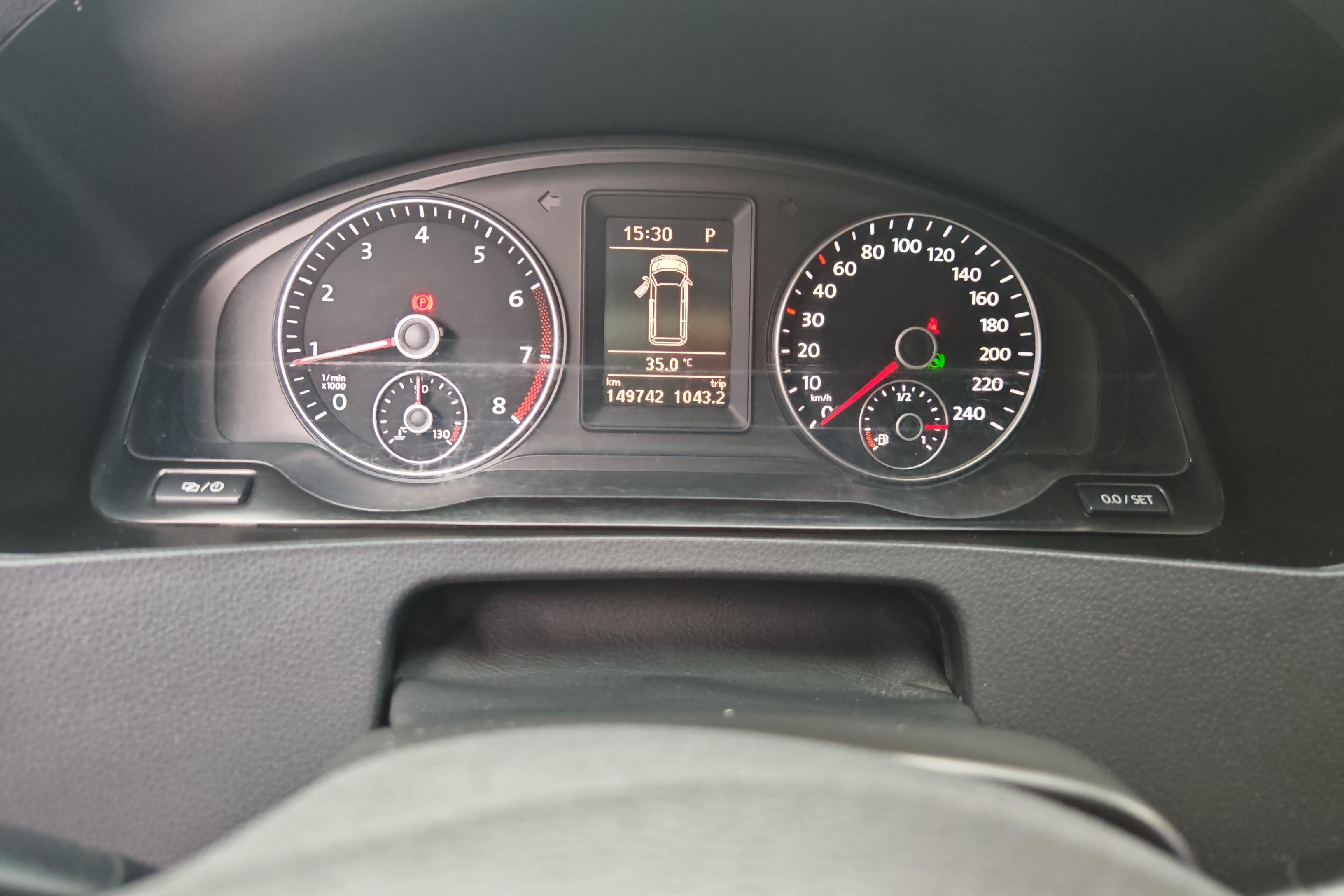 Volkswagen Caravelle 2015 #20 Volkswagen Caravelle 2015 car image #20