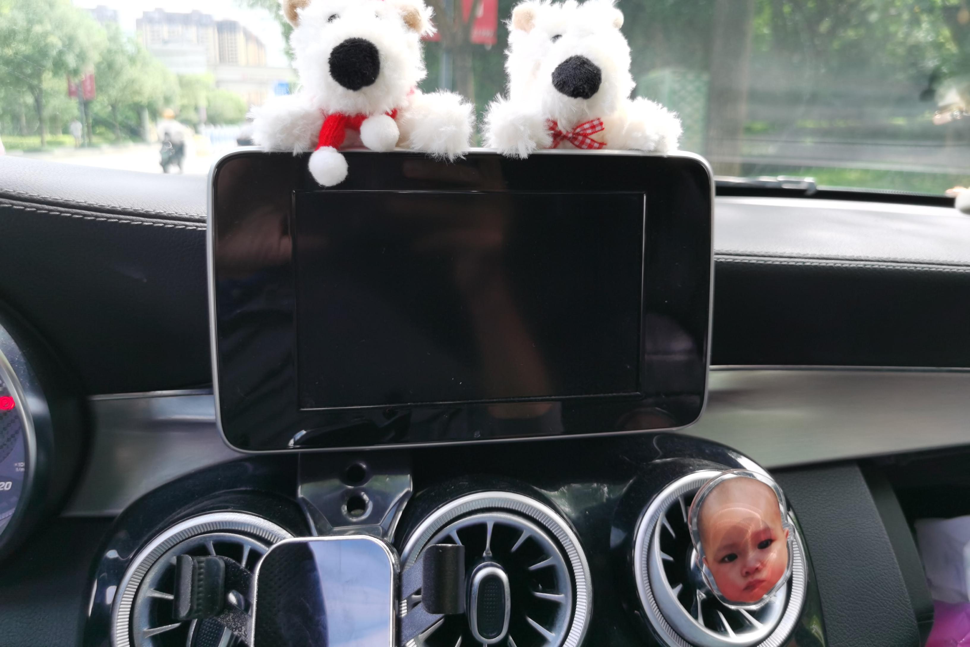 Mercedes-Benz C Class (Imported) 2018 #20 Mercedes-Benz C Class (Imported) 2018 car image #20